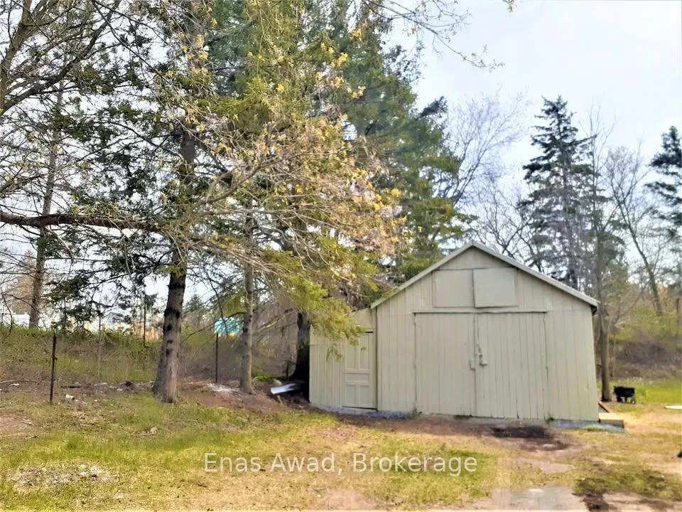 Photo 7 of 83 County Rd 1, Prince Edward County, Hallowell Ward — HOMEH
