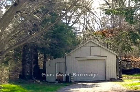 Photo 9 of 83 County Rd 1, Prince Edward County, Hallowell Ward — HOMEH