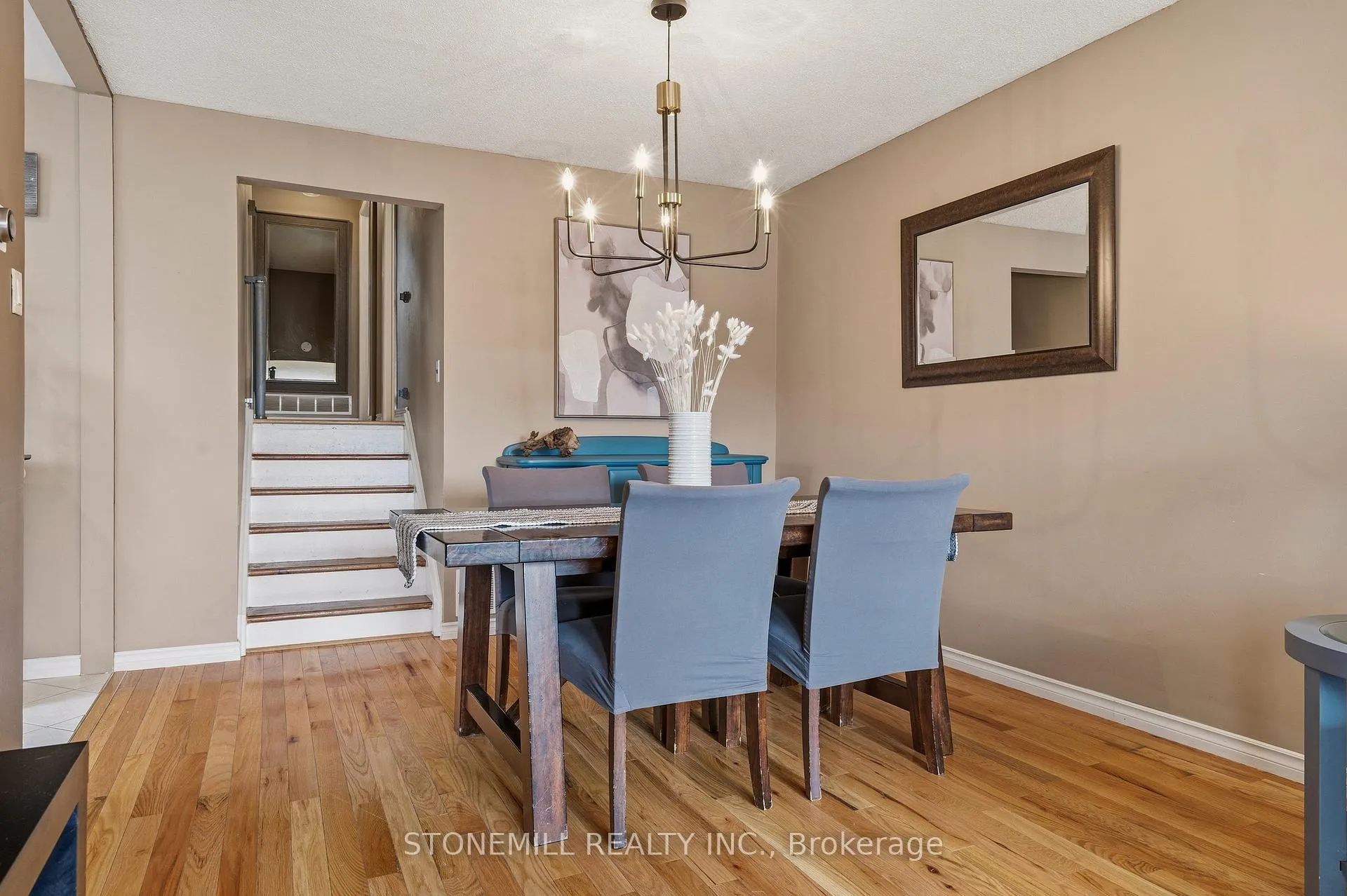 Photo 6 of 19 Golden Orchard Drive, Hamilton, Gourley — HOMEH