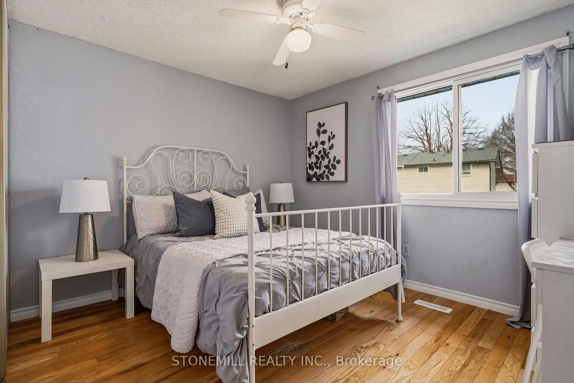 Photo 14 of 19 Golden Orchard Drive, Hamilton, Gourley — HOMEH