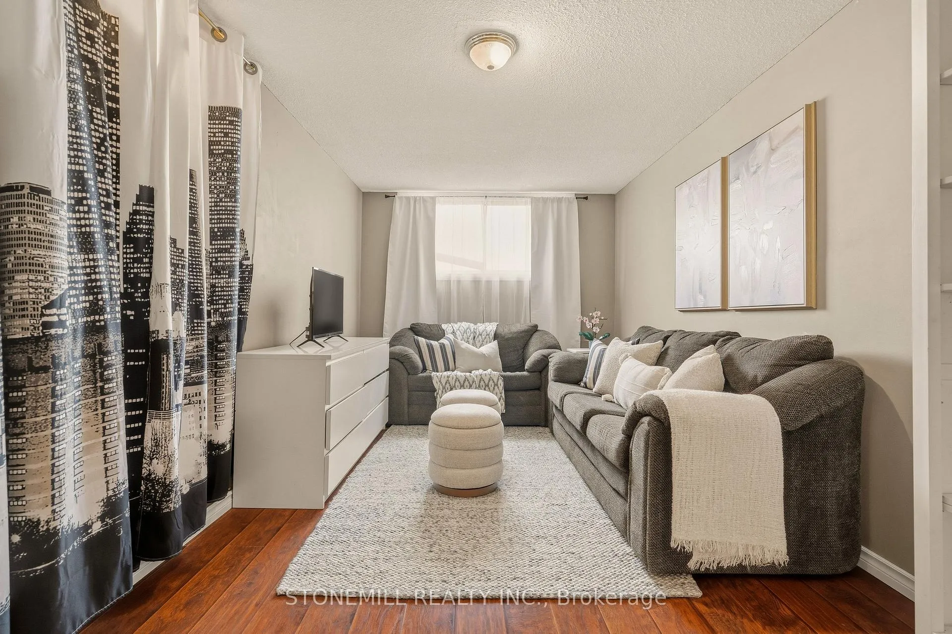 Photo 20 of 19 Golden Orchard Drive, Hamilton, Gourley — HOMEH