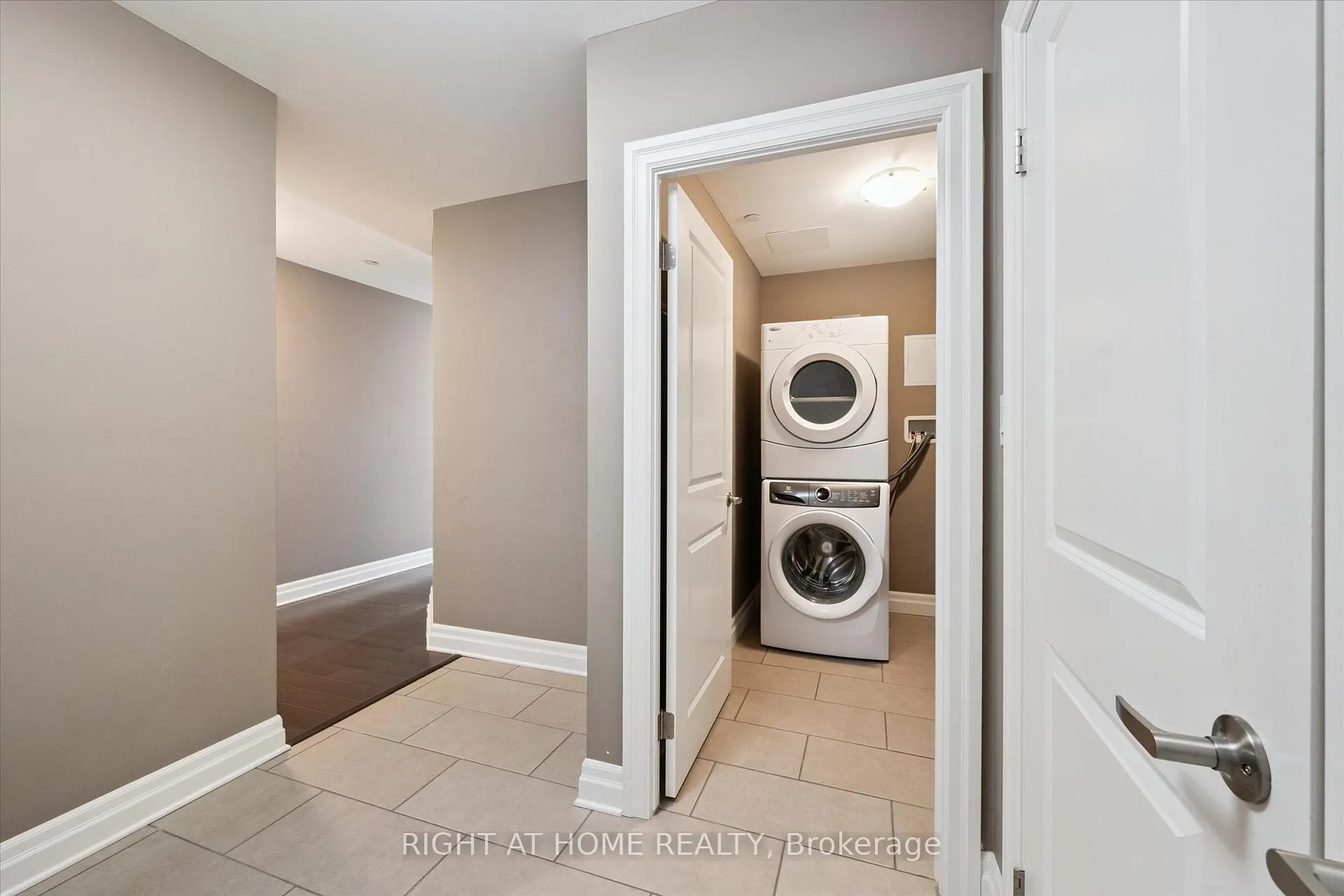 Photo 22 of Unit 707, 160 Macdonell Street, Guelph, Downtown — HOMEH