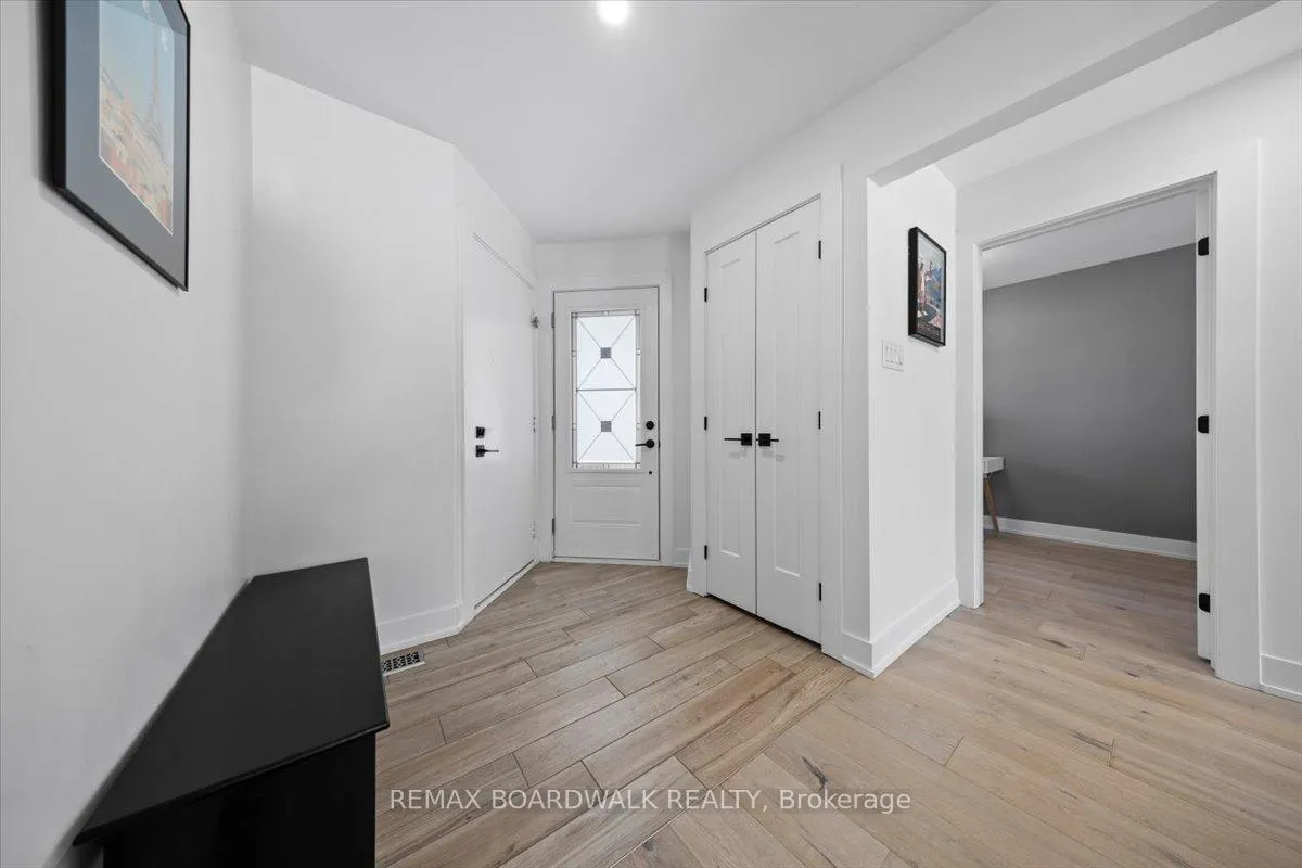 Photo 2 of 1535 Kamouraska Circle, Ottawa, Chateauneuf — HOMEH