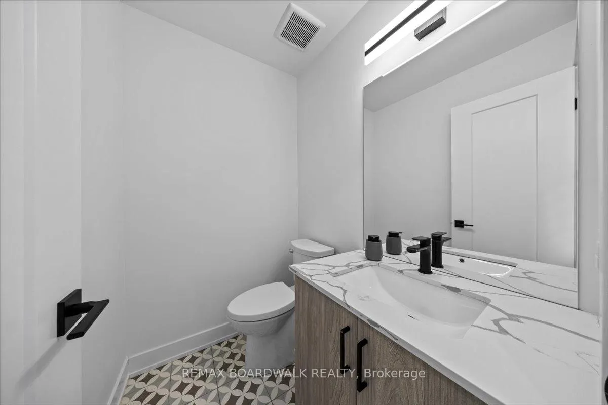 Photo 15 of 1535 Kamouraska Circle, Ottawa, Chateauneuf — HOMEH