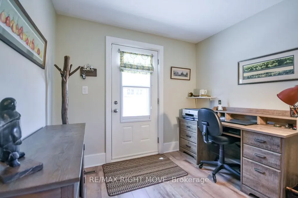 Photo 18 of 347 Old Muskoka Road, Orillia — HOMEH