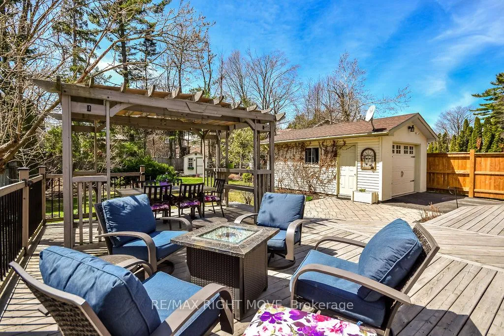 Photo 33 of 347 Old Muskoka Road, Orillia — HOMEH