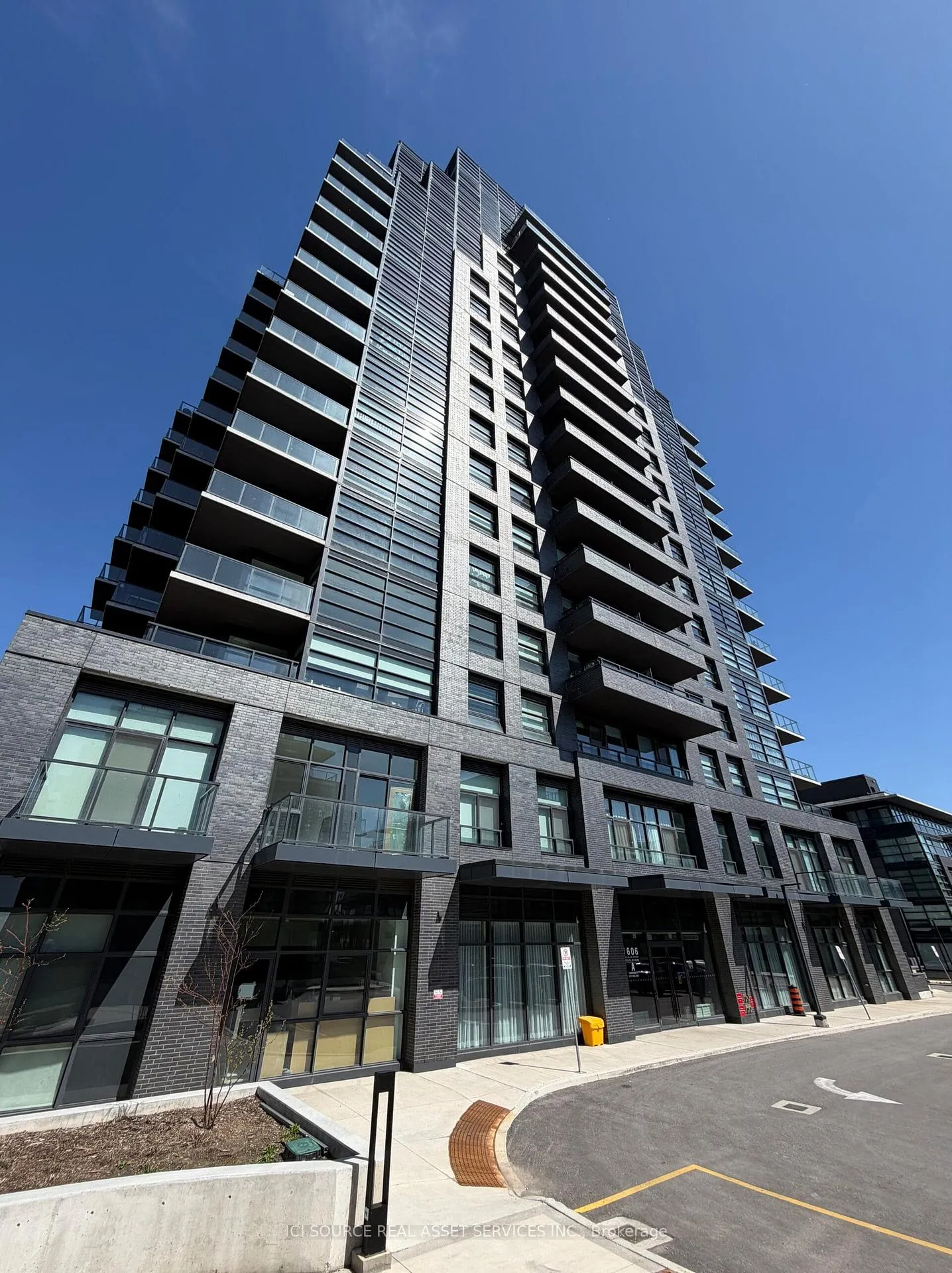 Photo 1 of Unit 1605, 1606 Charles Street, Whitby, Port Whitby — HOMEH