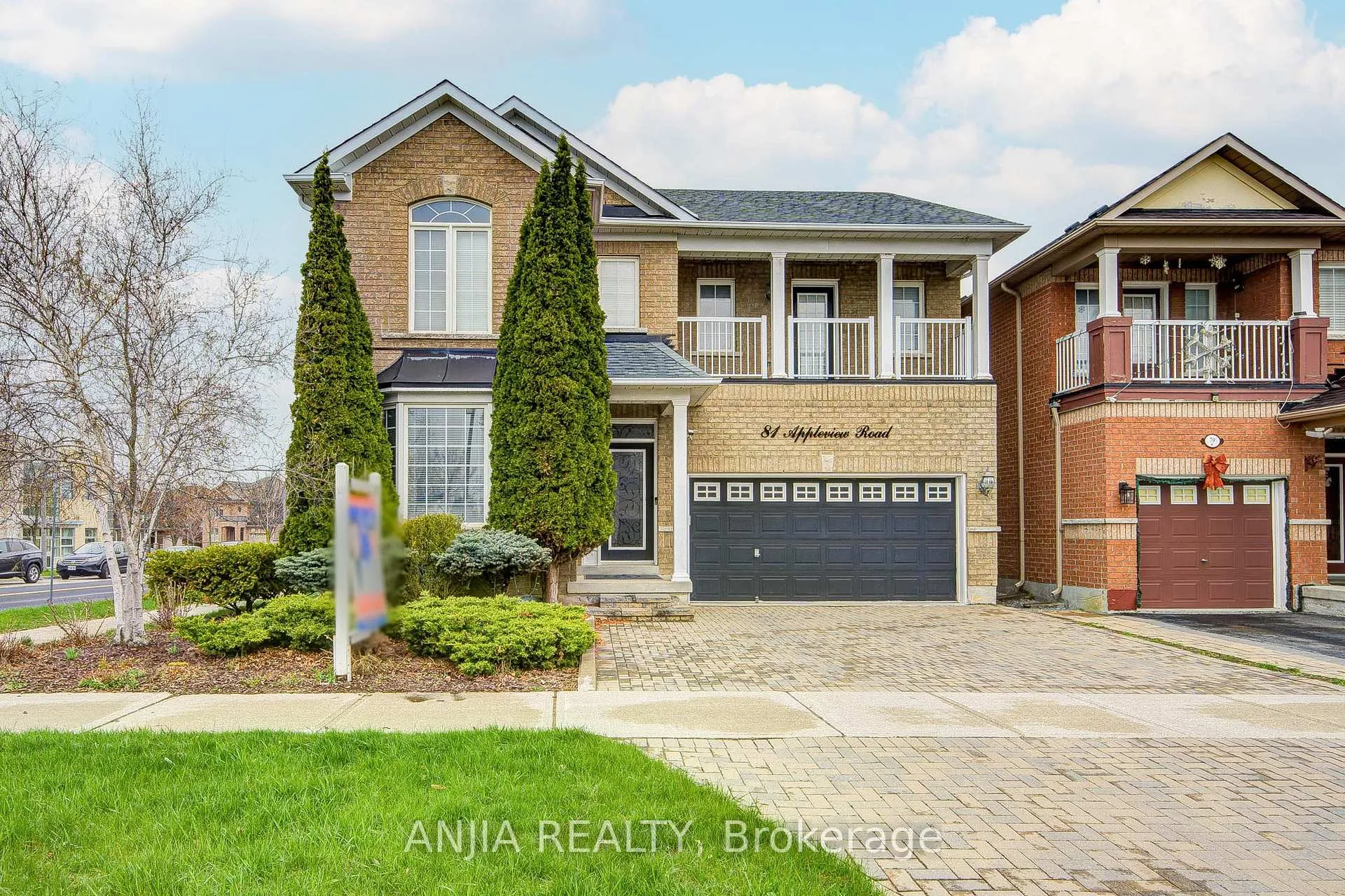 Photo 2 of 81 Appleview Road, Markham, Greensborough — HOMEH