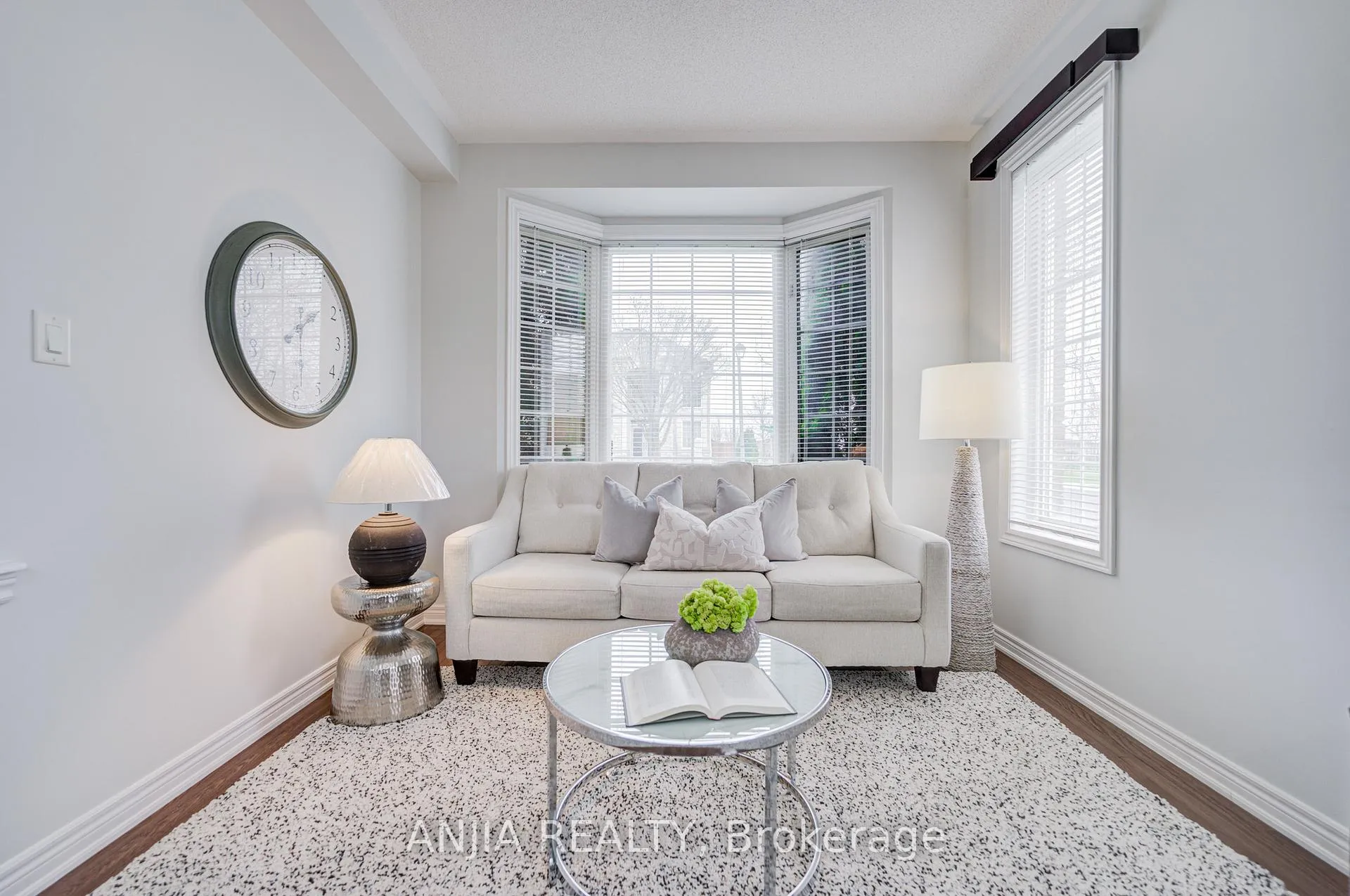 Photo 4 of 81 Appleview Road, Markham, Greensborough — HOMEH