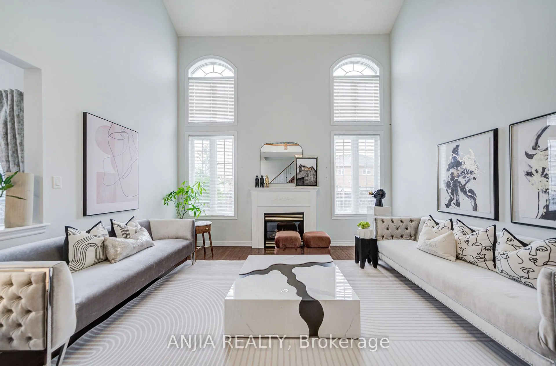Photo 10 of 81 Appleview Road, Markham, Greensborough — HOMEH