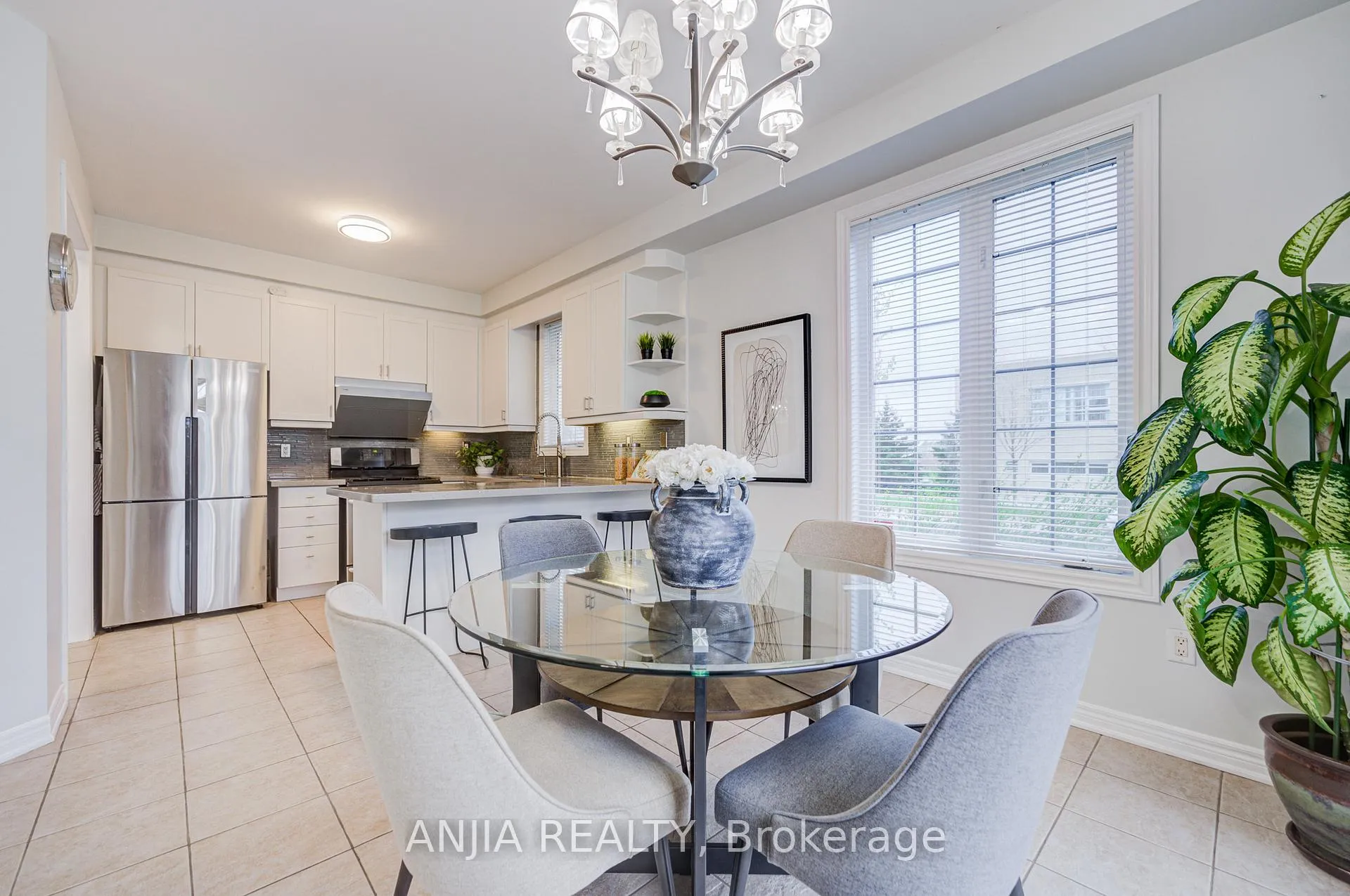 Photo 19 of 81 Appleview Road, Markham, Greensborough — HOMEH