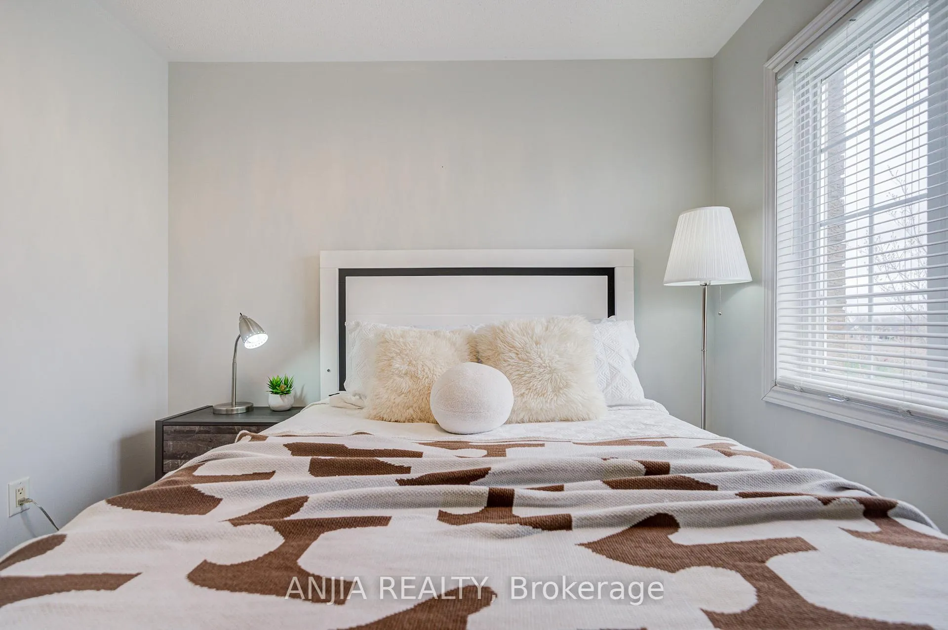 Photo 33 of 81 Appleview Road, Markham, Greensborough — HOMEH