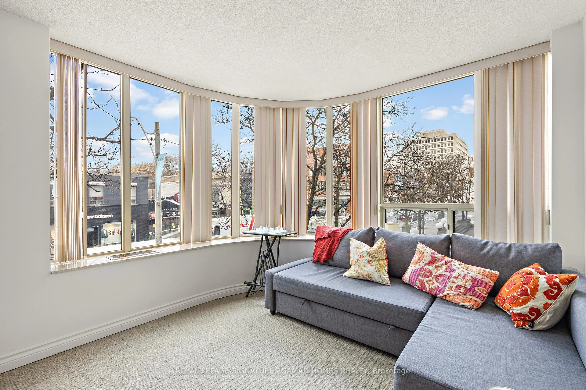 Photo 4 of Unit 210, 1177 Yonge Street, Toronto, Rosedale-Moore Park — HOMEH