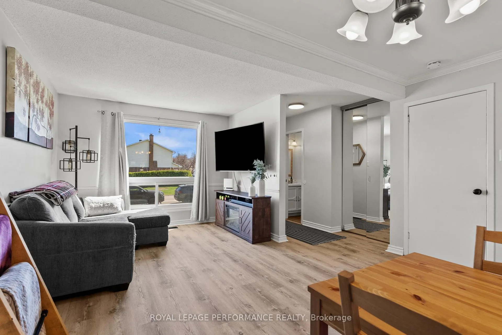 Photo 9 of Unit 54, 6255 Sundown Crescent, Ottawa, Convent Glen South — HOMEH