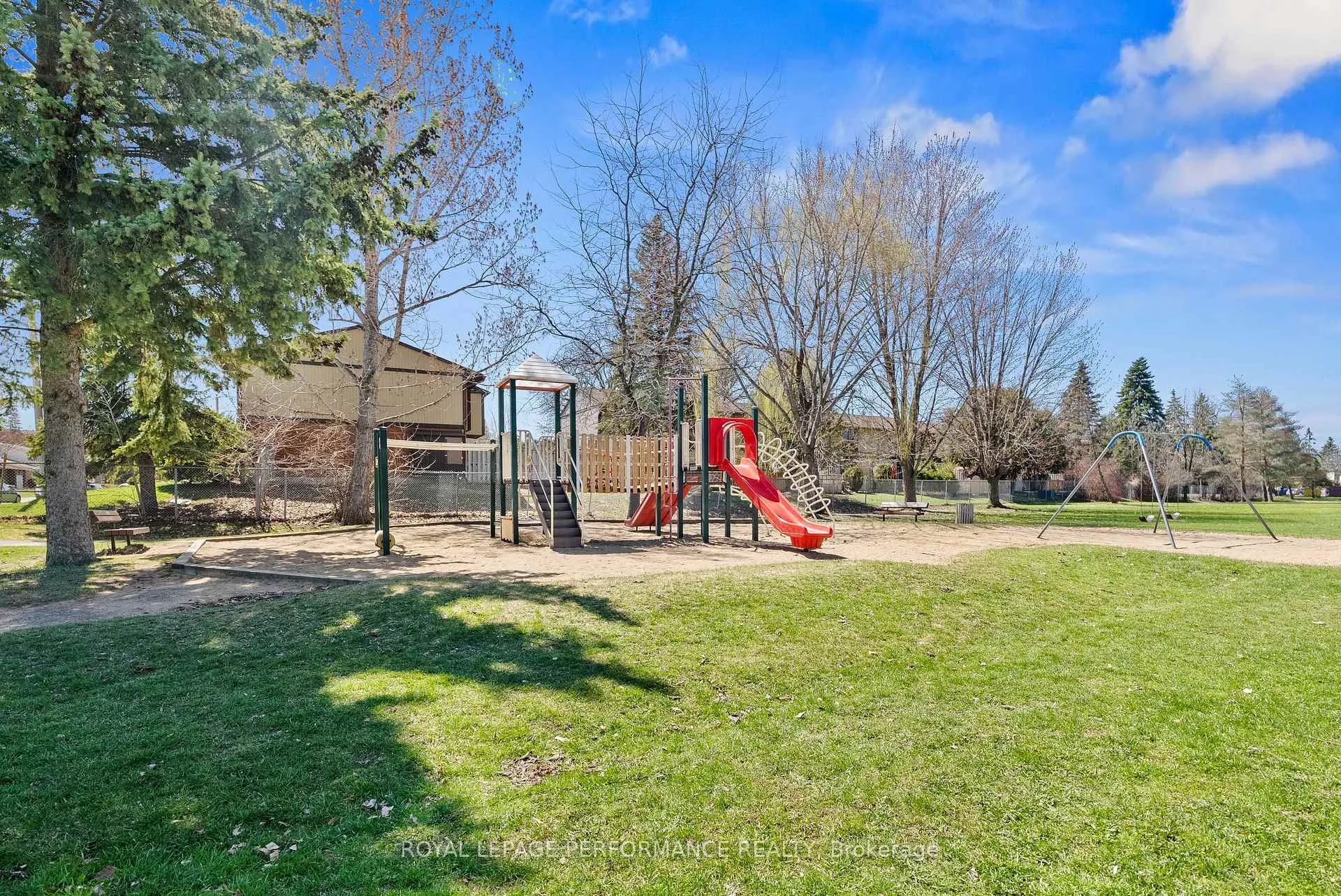 Photo 36 of Unit 54, 6255 Sundown Crescent, Ottawa, Convent Glen South — HOMEH