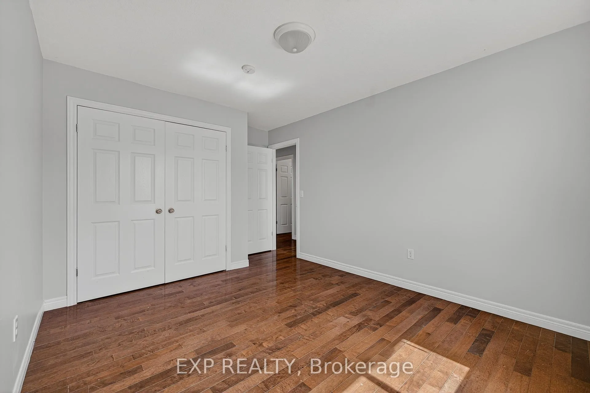 Photo 21 of 19 Sinclair Street, Guelph, Pineridge/Westminster Woods — HOMEH