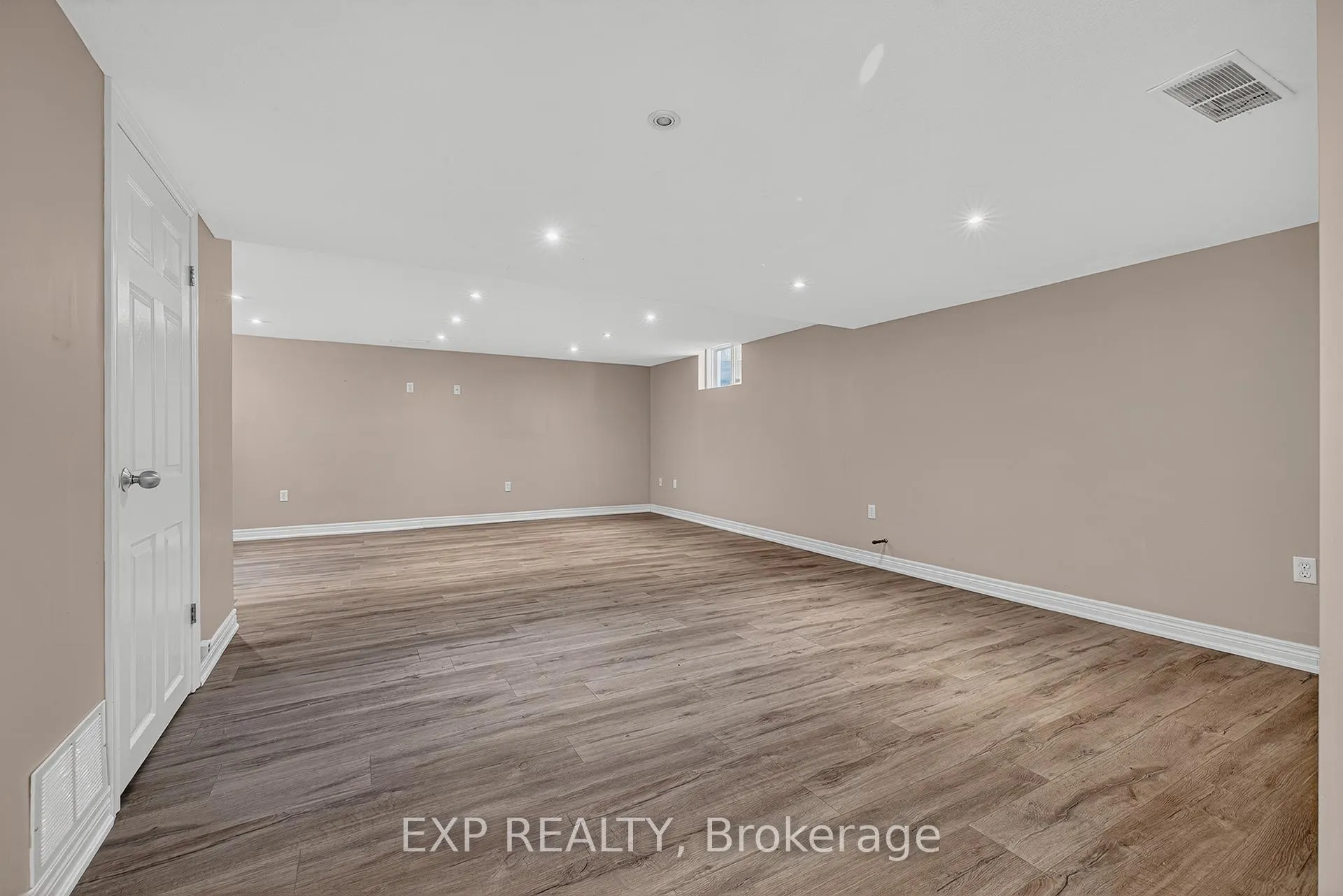 Photo 26 of 19 Sinclair Street, Guelph, Pineridge/Westminster Woods — HOMEH