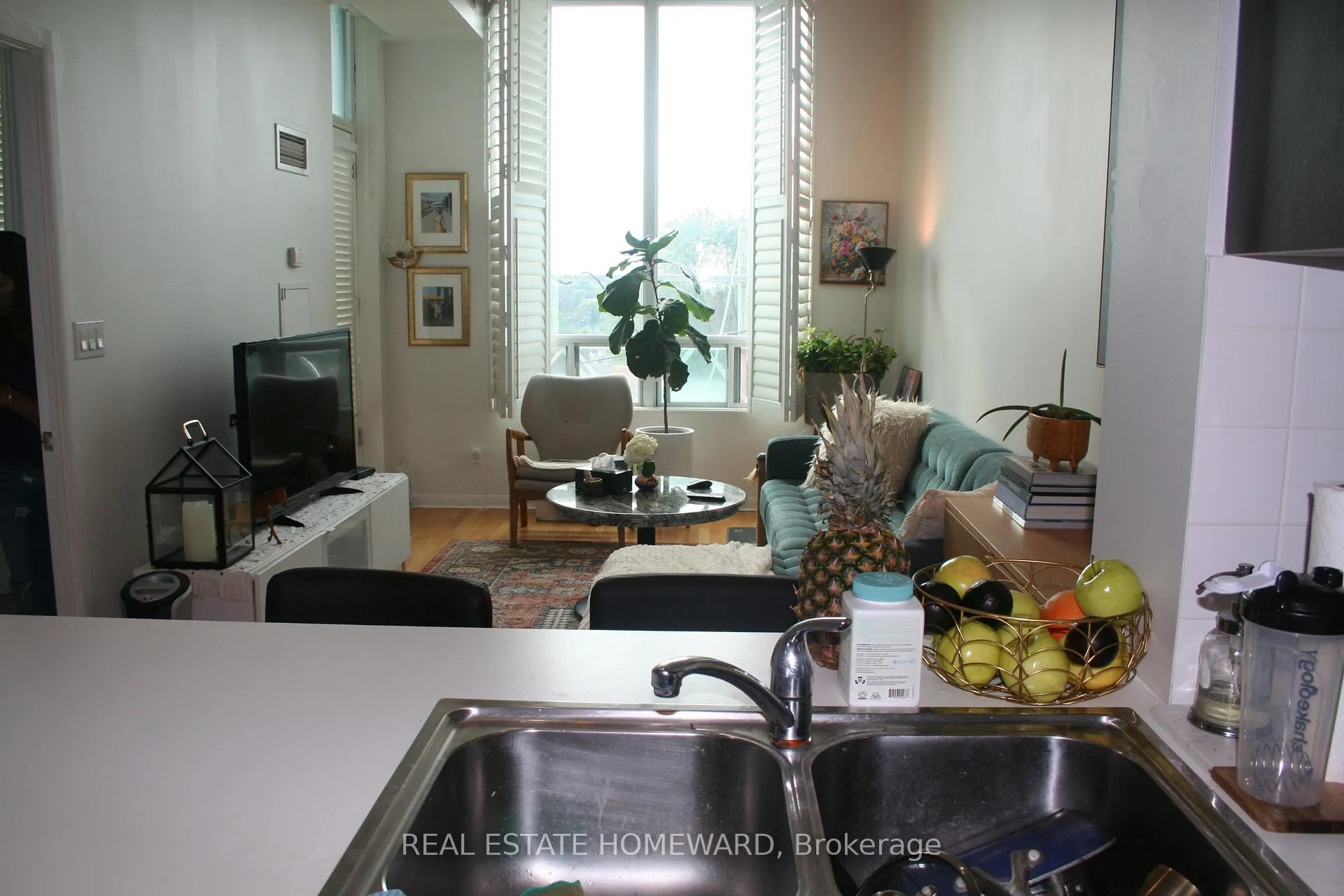 Photo 2 of Unit 601, 3391 Bloor Street W, Etobicoke, Islington-City Centre West — HOMEH