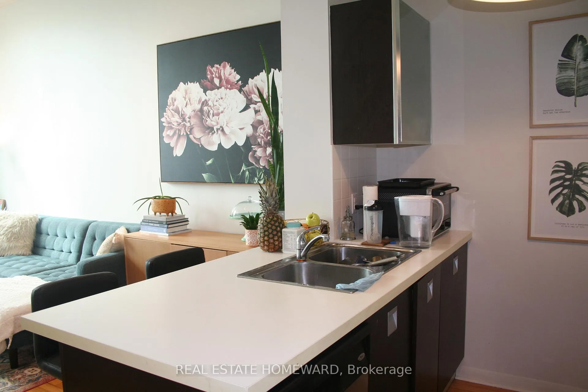 Photo 10 of Unit 601, 3391 Bloor Street W, Etobicoke, Islington-City Centre West — HOMEH