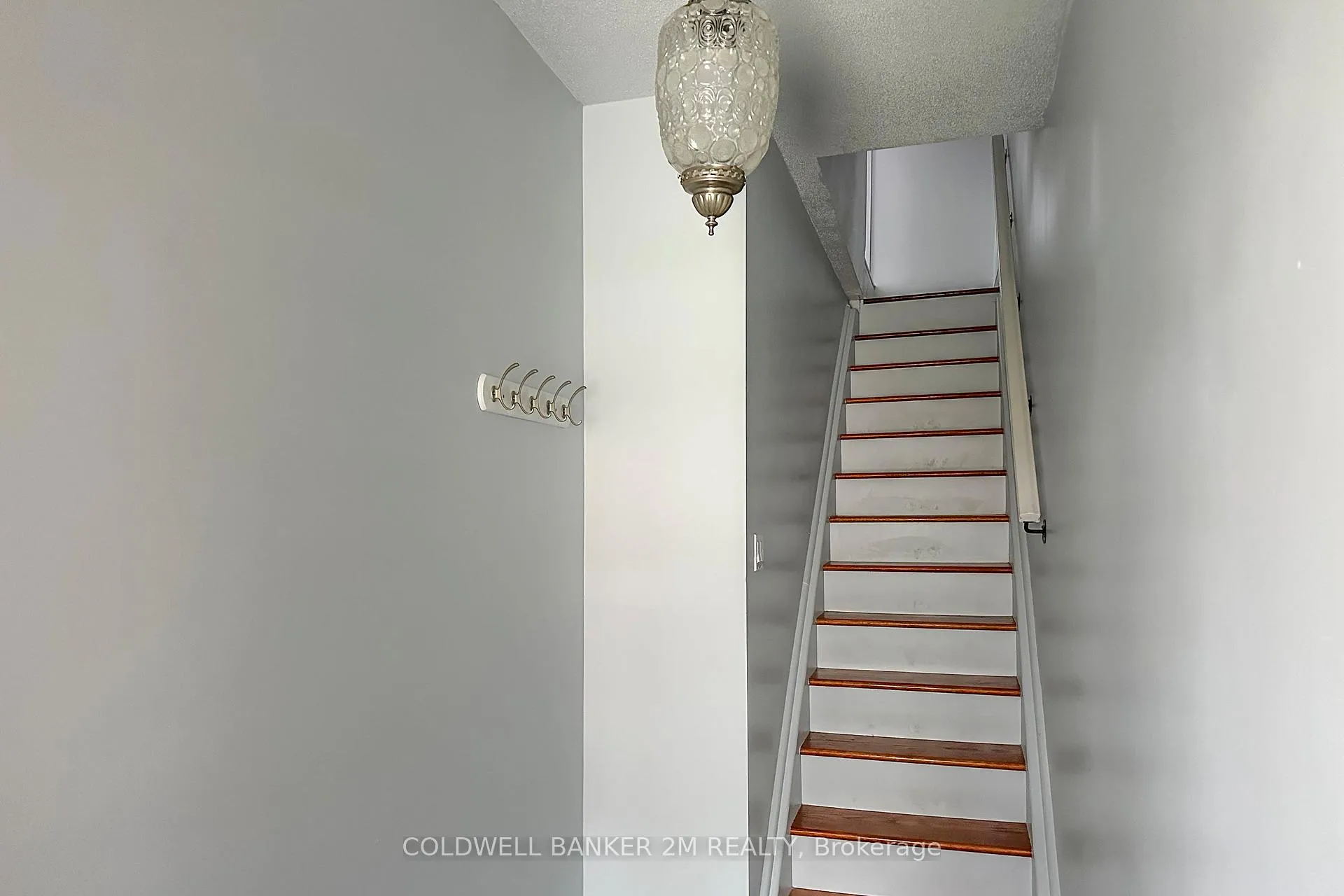 Photo 5 of Unit 2, 112 Agnes Street, Oshawa, O'Neill — HOMEH