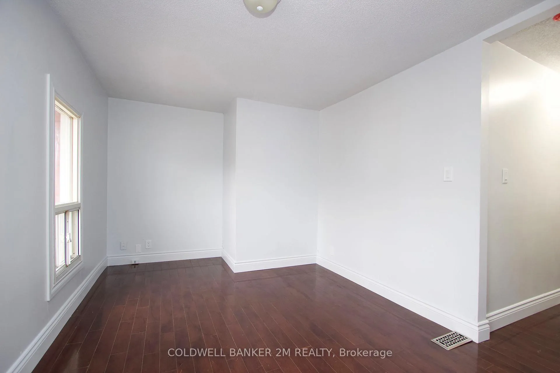 Photo 10 of Unit 2, 112 Agnes Street, Oshawa, O'Neill — HOMEH