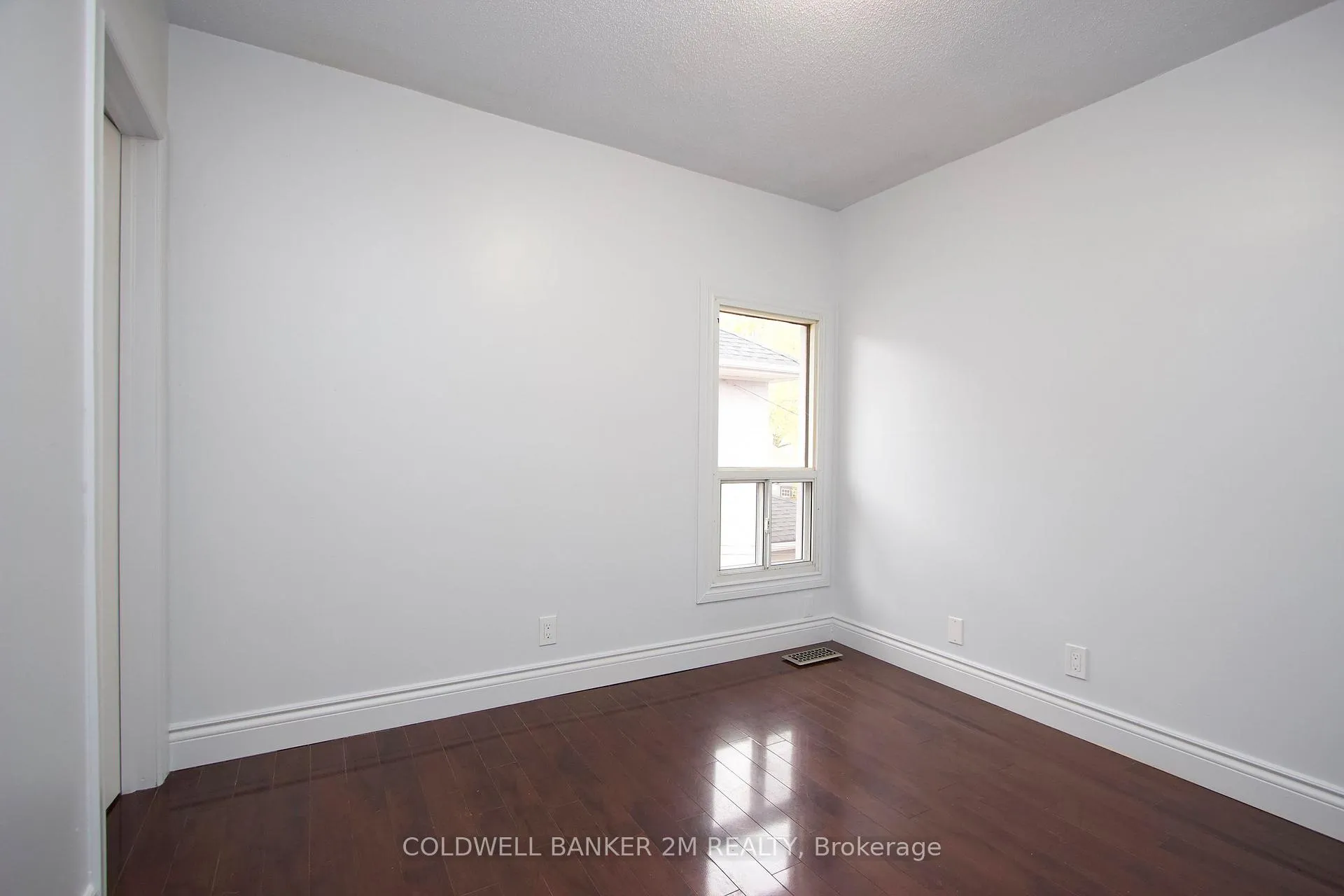 Photo 11 of Unit 2, 112 Agnes Street, Oshawa, O'Neill — HOMEH