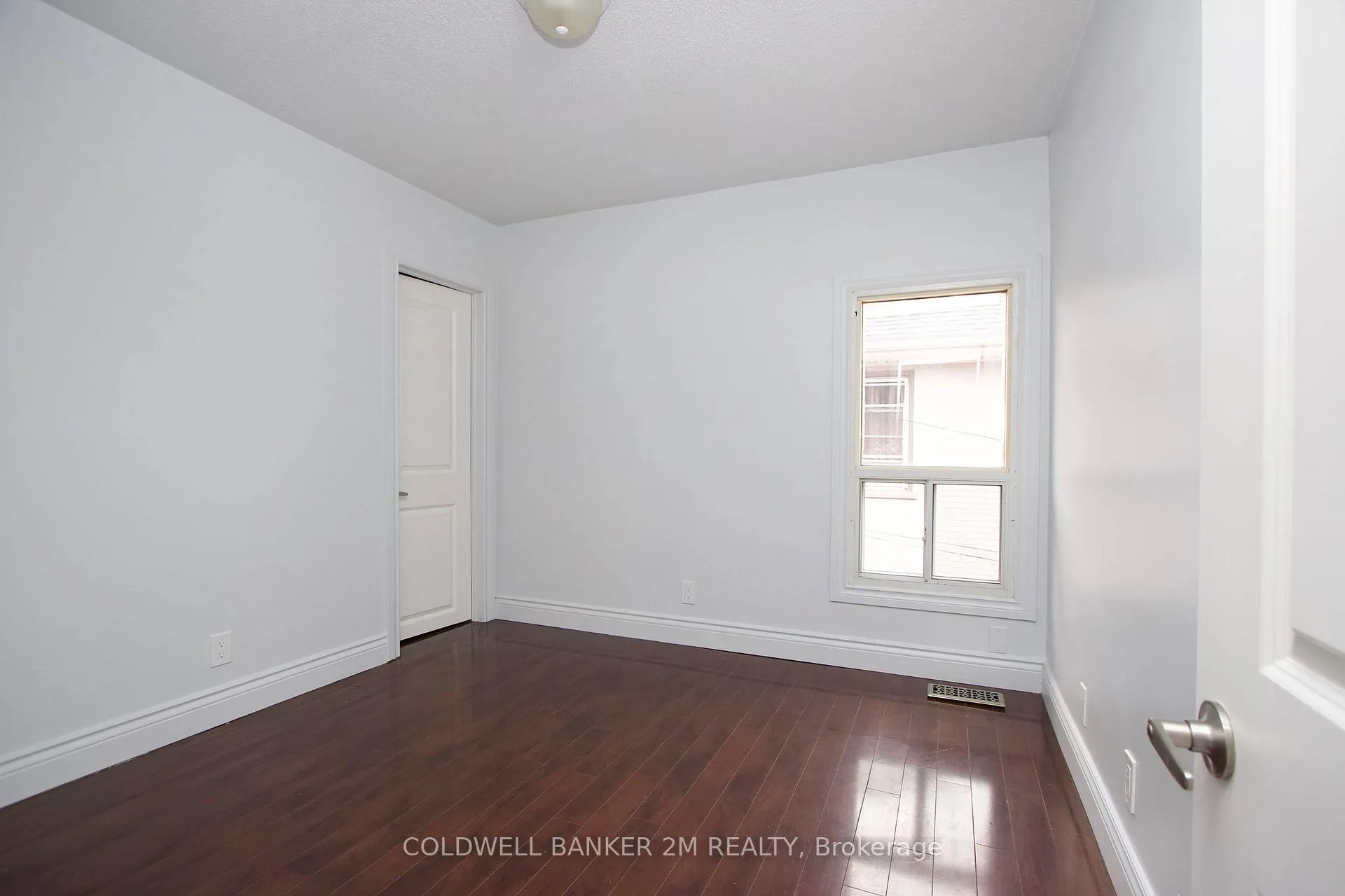 Photo 12 of Unit 2, 112 Agnes Street, Oshawa, O'Neill — HOMEH