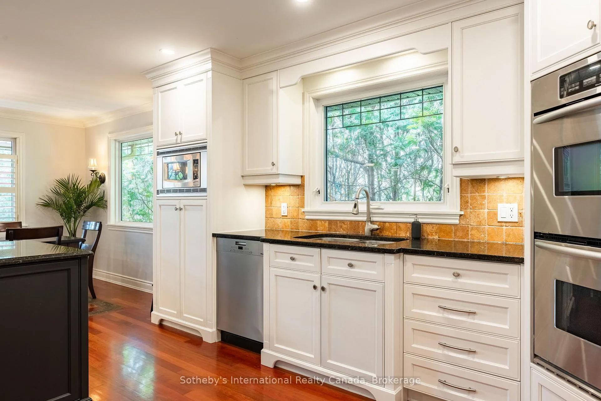 Photo 18 of 4012 Lakeshore Road, Burlington, Shoreacres — HOMEH