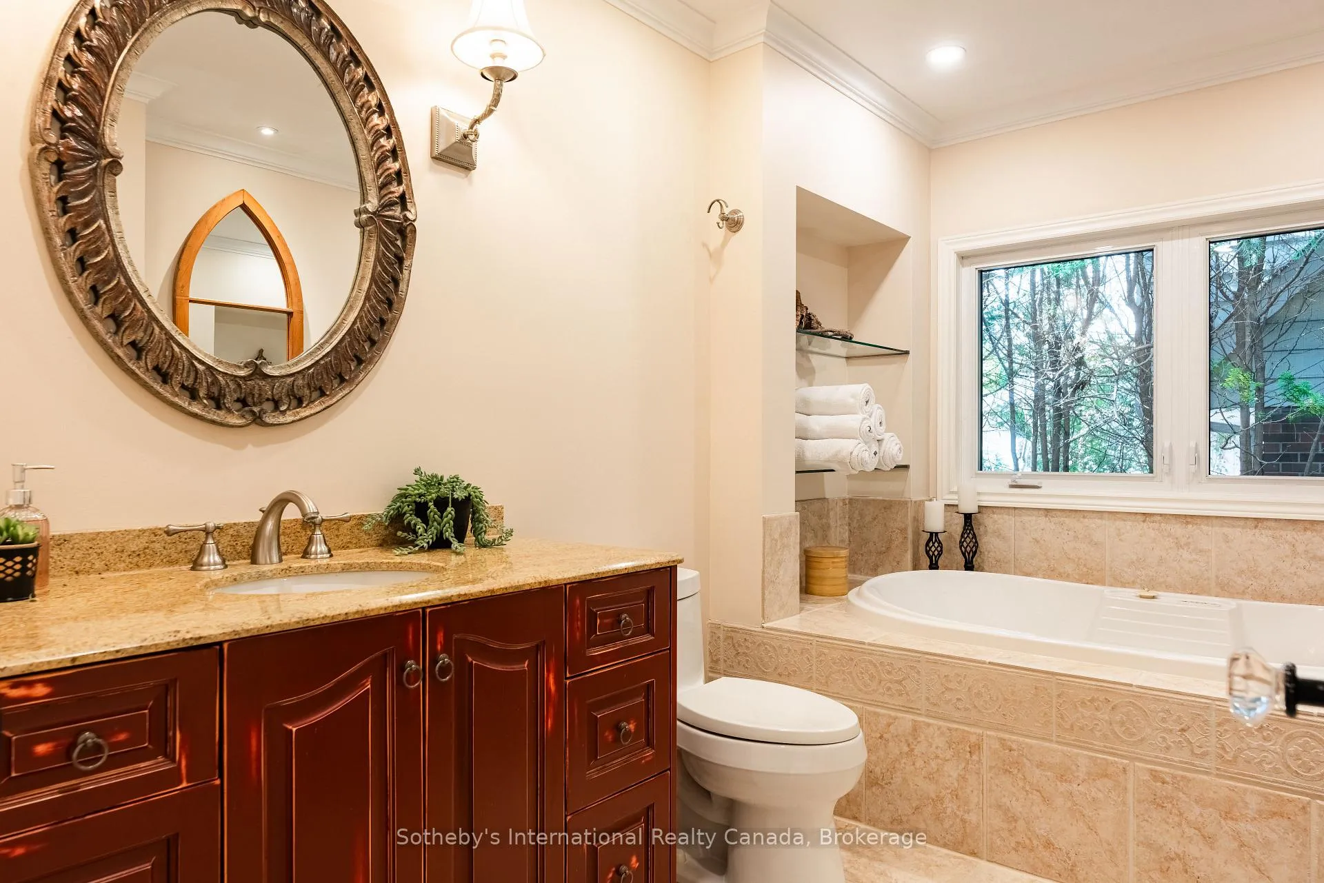 Photo 19 of 4012 Lakeshore Road, Burlington, Shoreacres — HOMEH