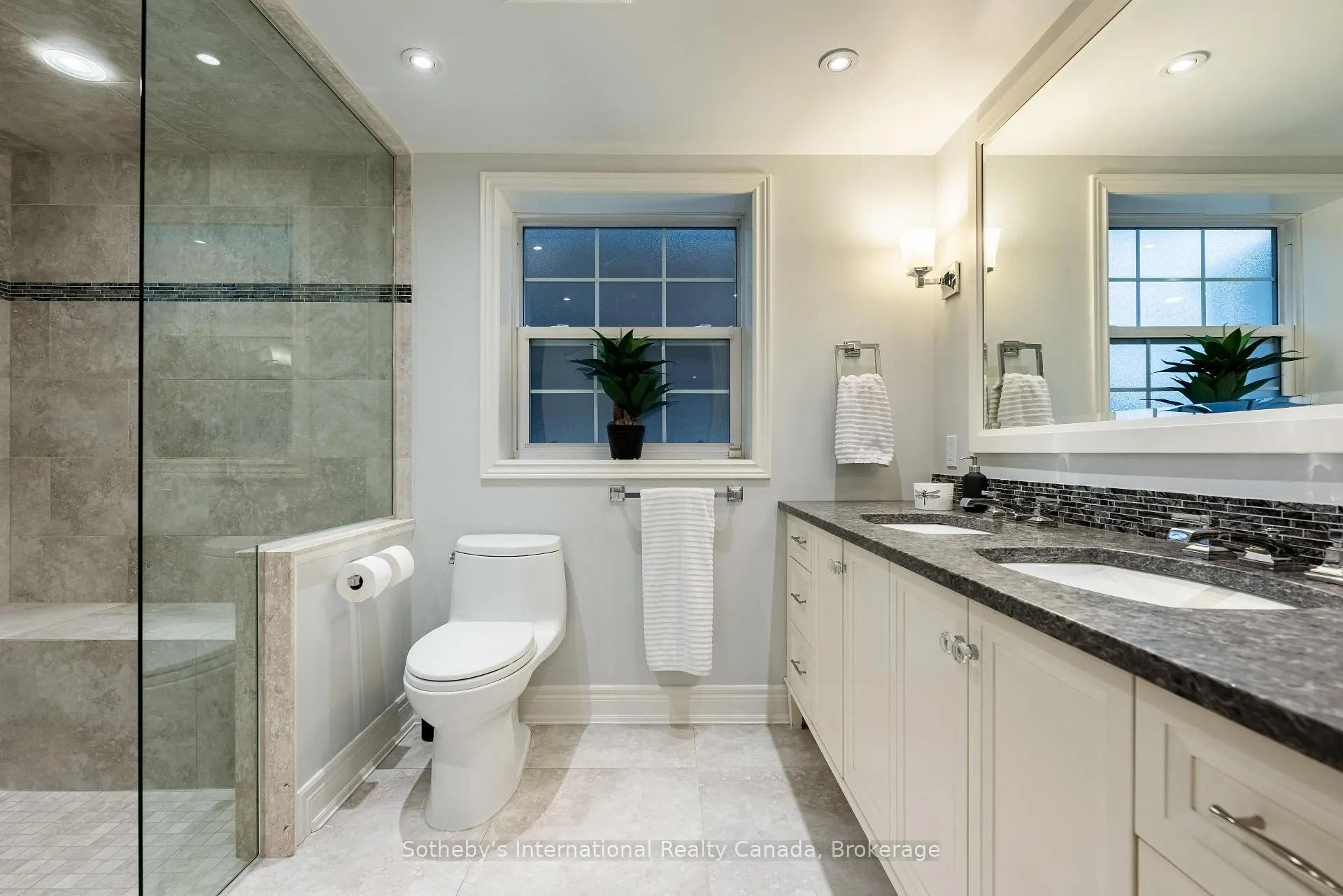 Photo 36 of 4012 Lakeshore Road, Burlington, Shoreacres — HOMEH