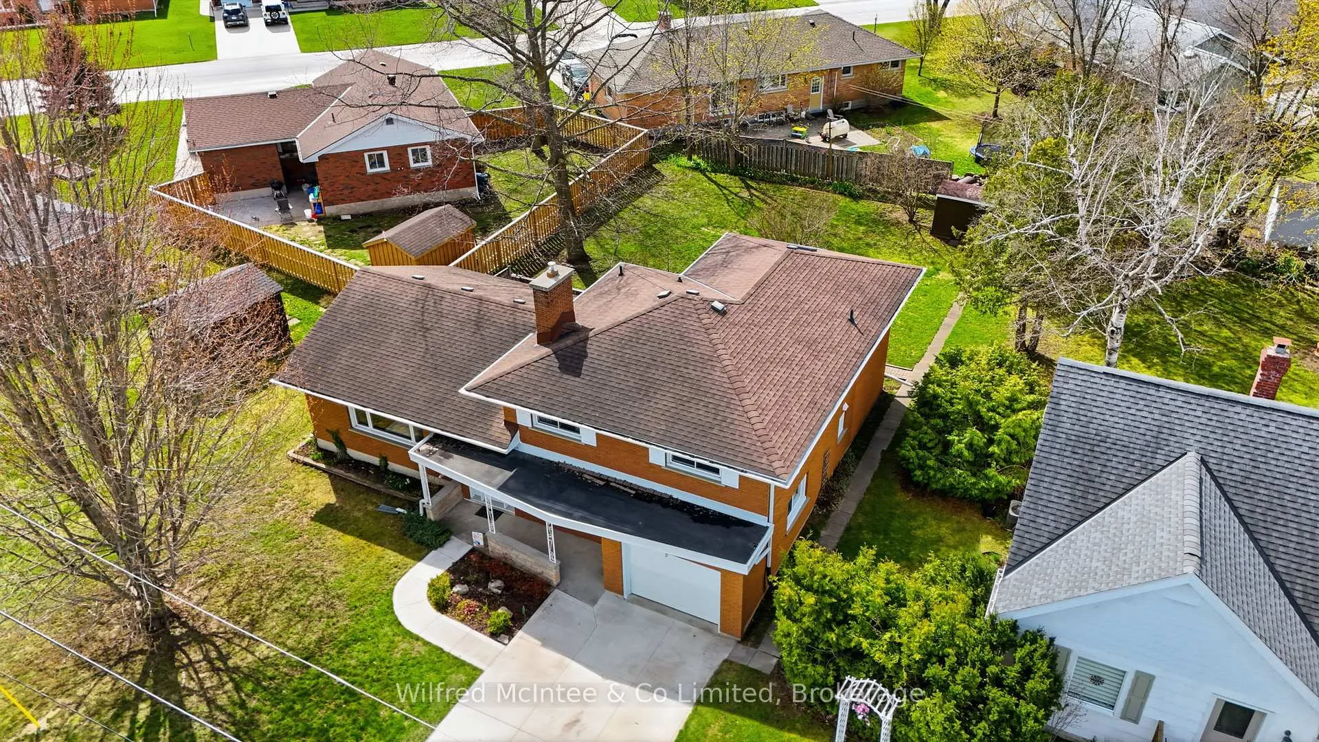 Photo 3 of 15 Johnstone Boulevard, Brockton — HOMEH
