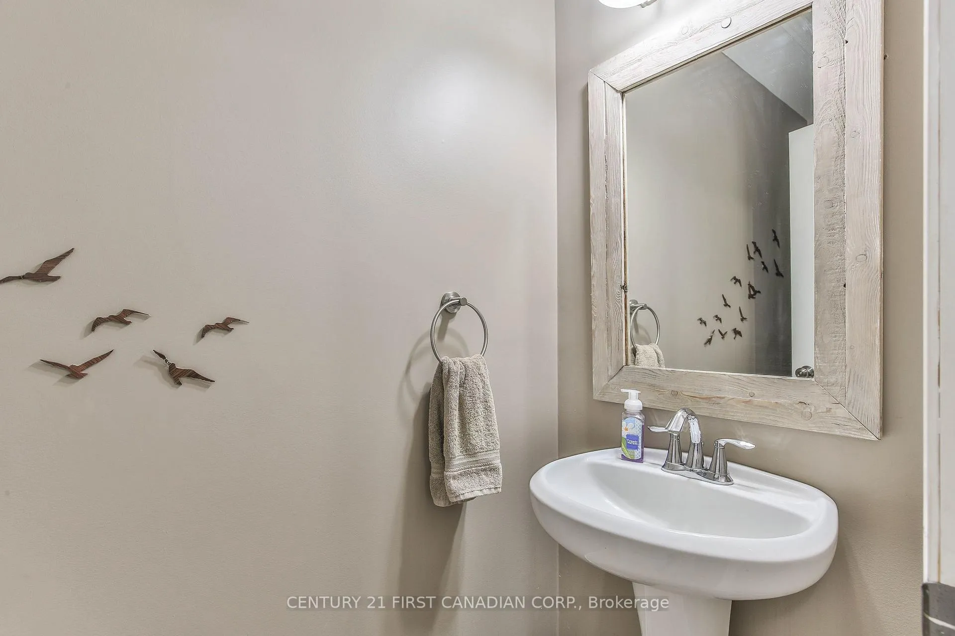 Photo 7 of 232 Brock Street, Zorra, Thamesford — HOMEH