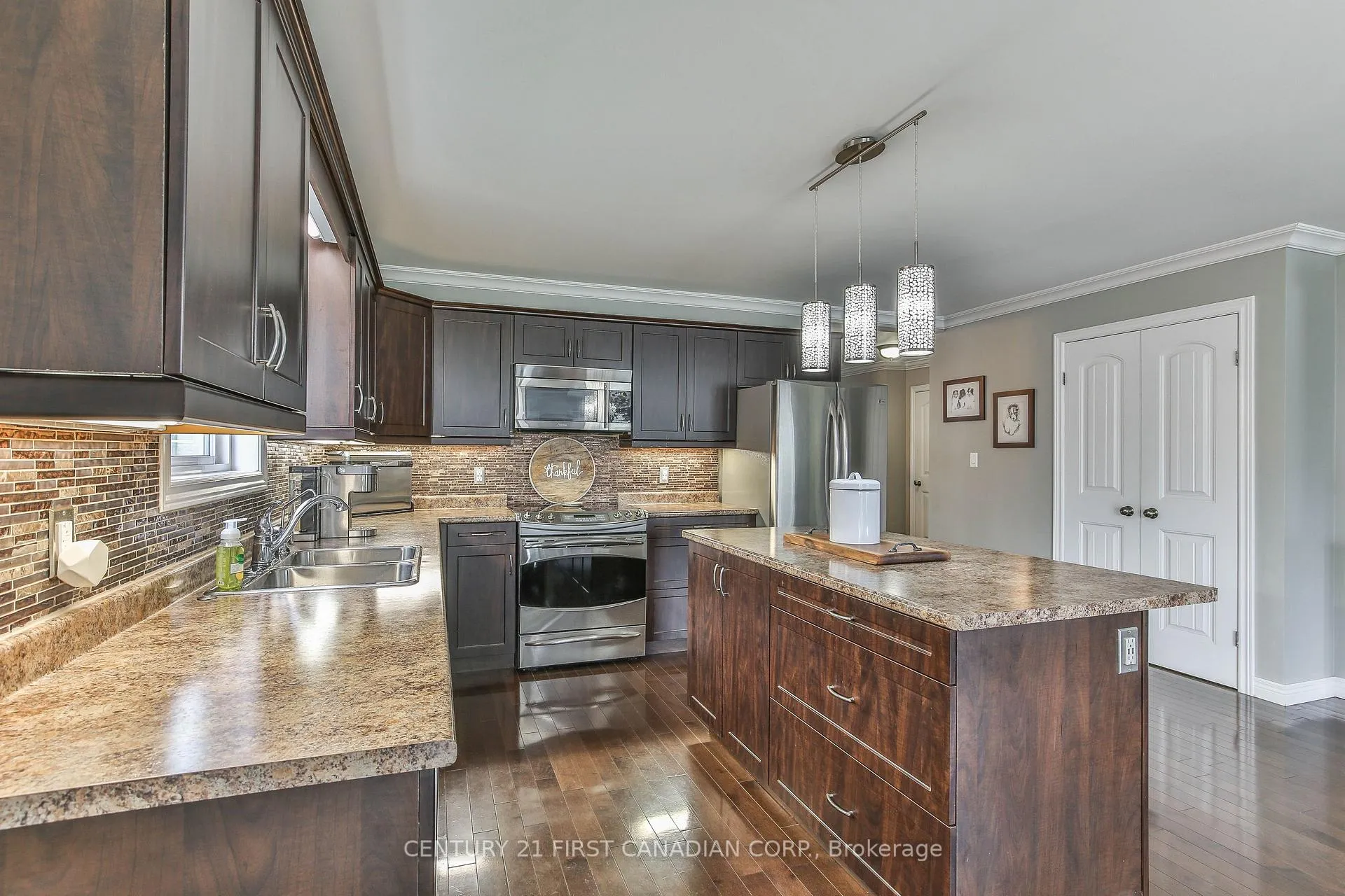Photo 11 of 232 Brock Street, Zorra, Thamesford — HOMEH
