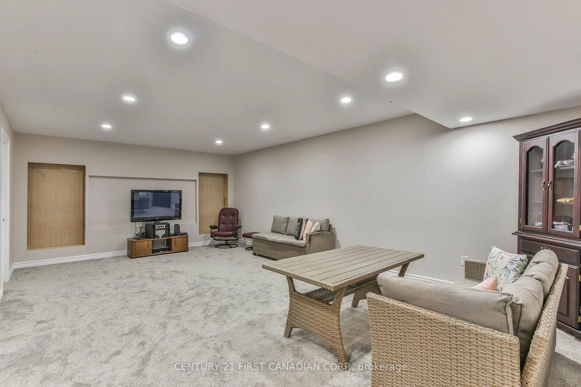 Photo 32 of 232 Brock Street, Zorra, Thamesford — HOMEH