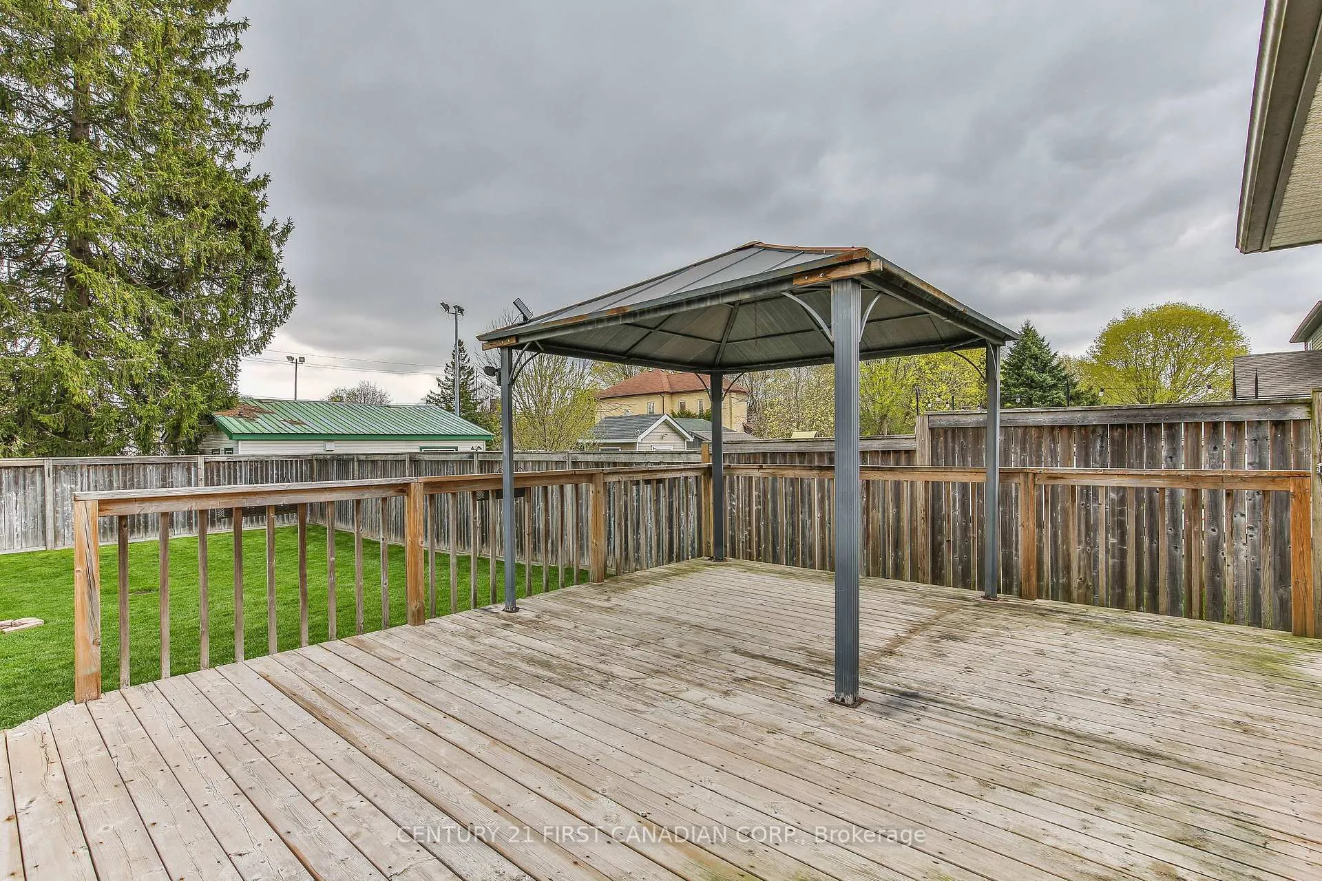 Photo 37 of 232 Brock Street, Zorra, Thamesford — HOMEH