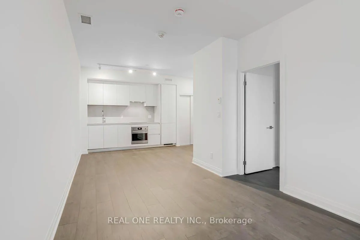 Photo 7 of Unit 5211, 4015 The Exchange, Mississauga, City Centre — HOMEH