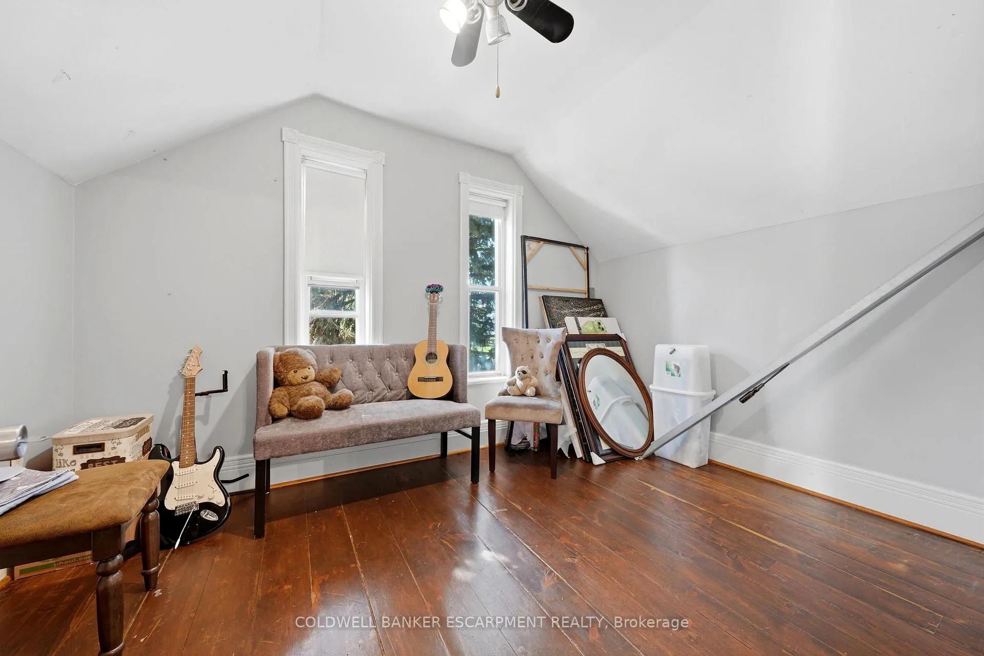 Photo 26 of 219 Arthur Street, Halton Hills, Acton — HOMEH