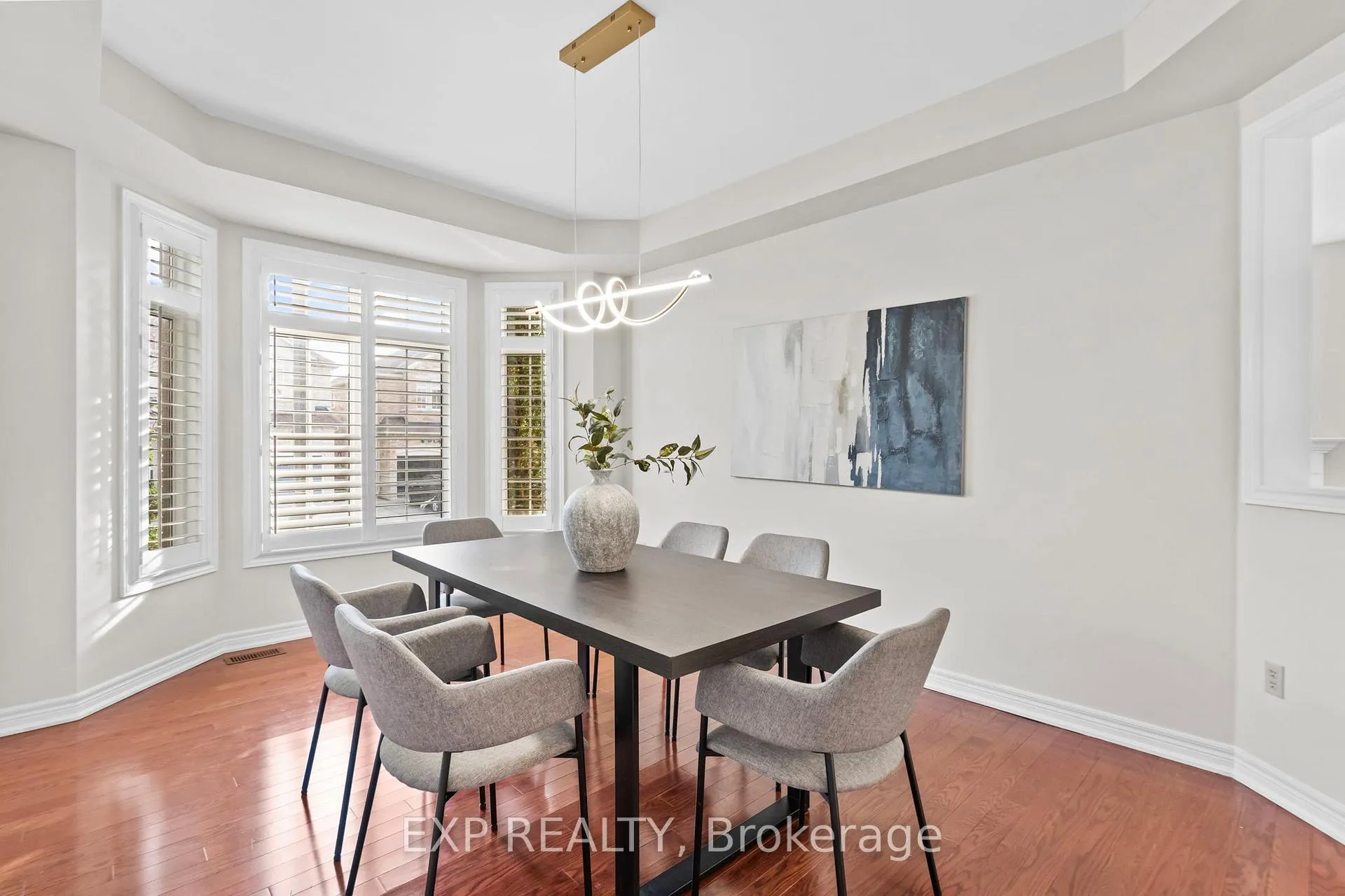 Photo 9 of 16 Caprara Crescent, Markham, Box Grove — HOMEH