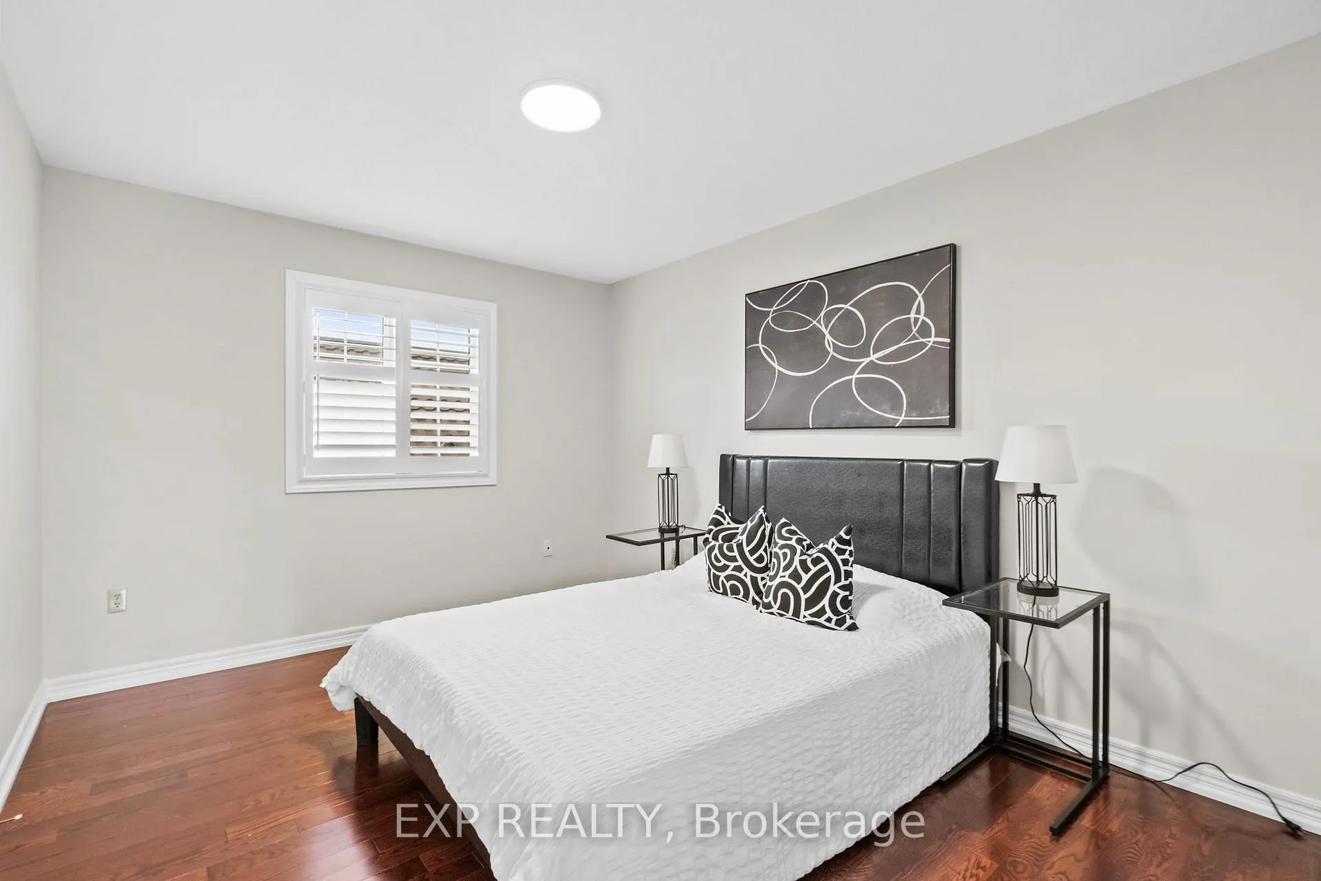 Photo 13 of 16 Caprara Crescent, Markham, Box Grove — HOMEH