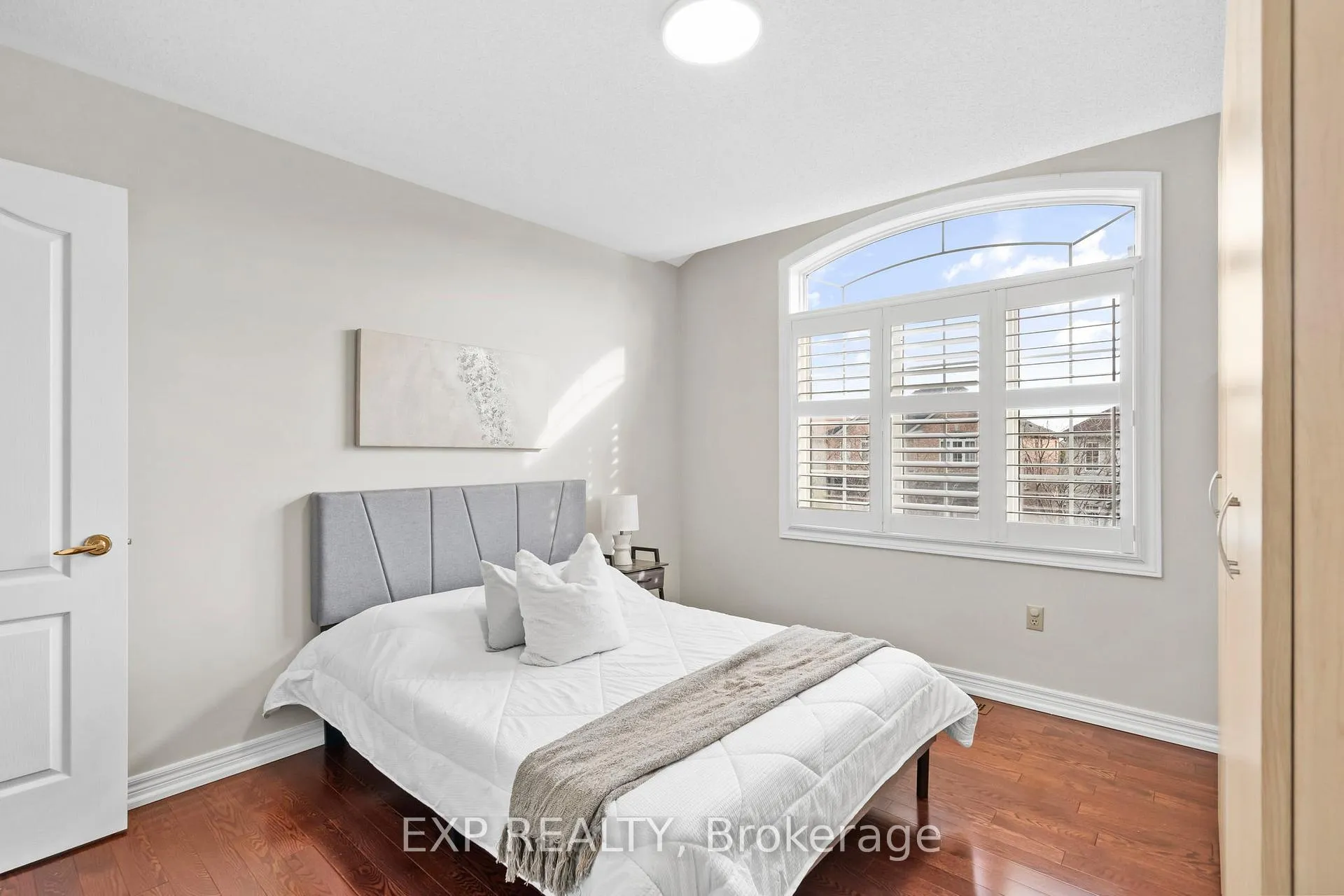 Photo 15 of 16 Caprara Crescent, Markham, Box Grove — HOMEH