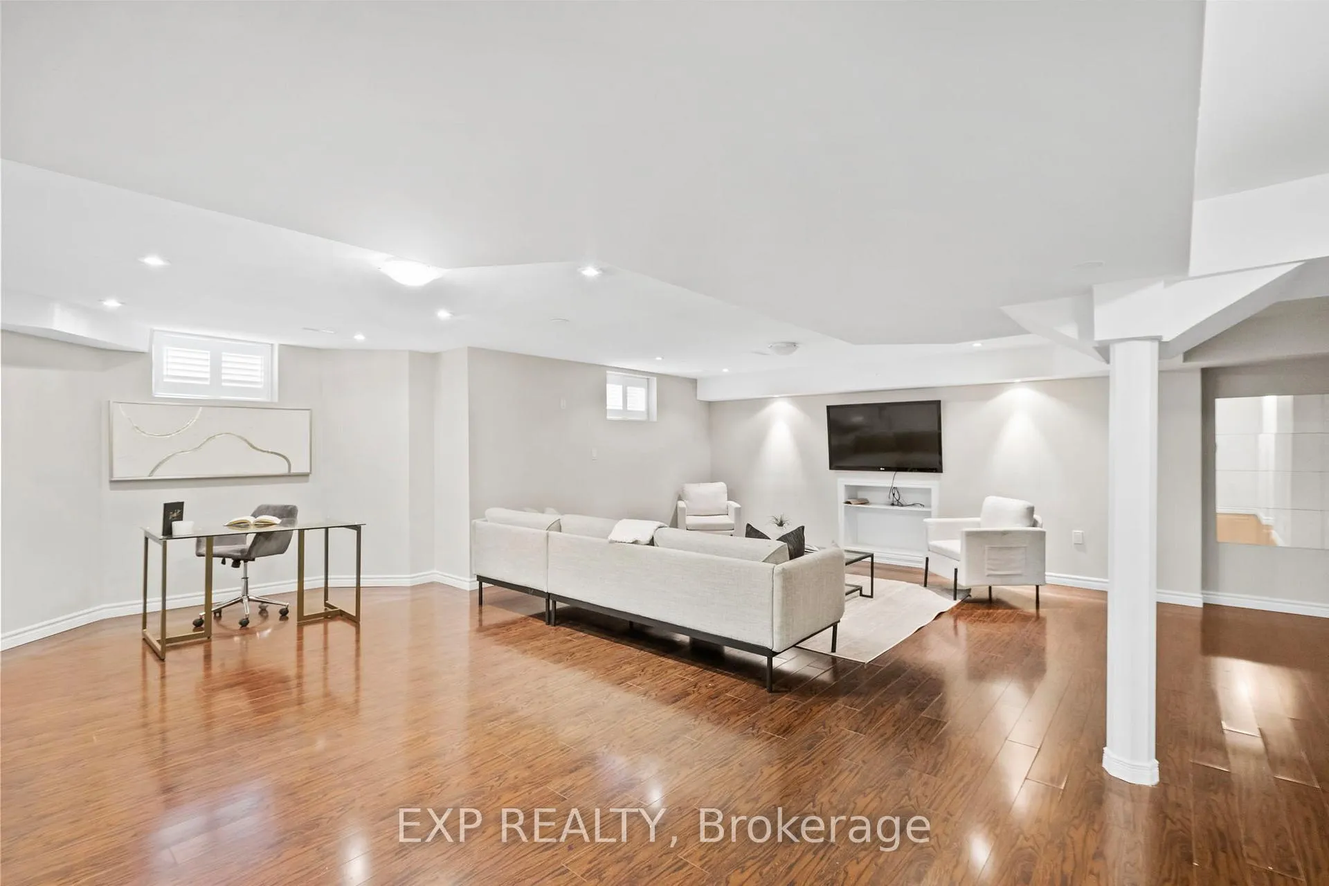 Photo 24 of 16 Caprara Crescent, Markham, Box Grove — HOMEH