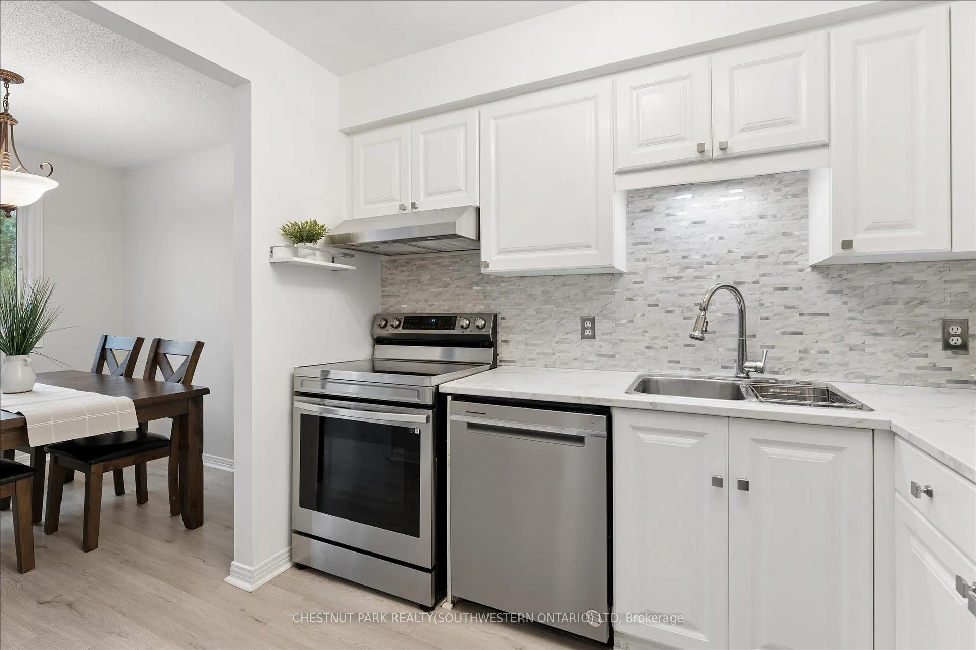 Photo 12 of Unit 17, 350 Erbsville Road, Waterloo, Upper Beechwood — HOMEH