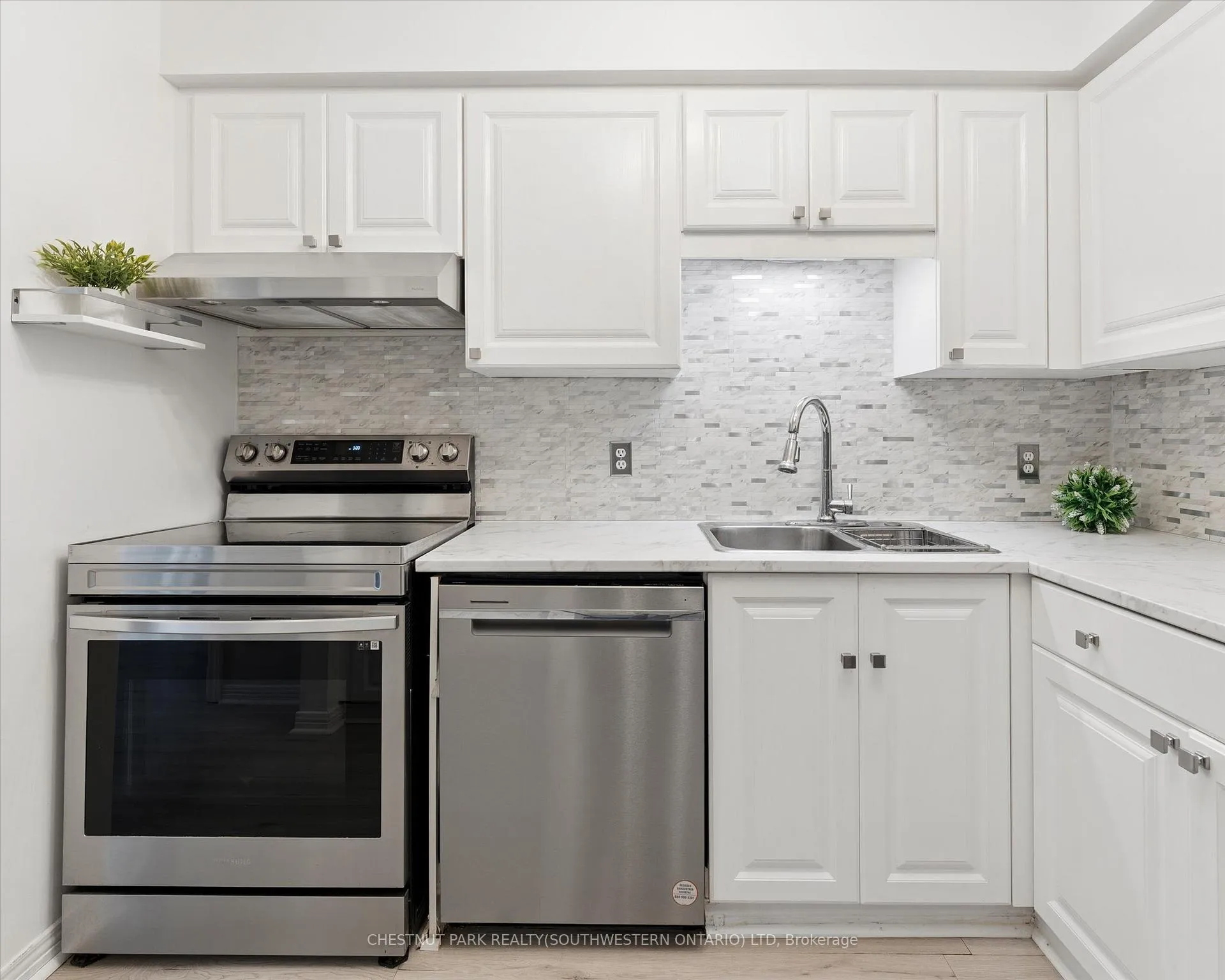 Photo 13 of Unit 17, 350 Erbsville Road, Waterloo, Upper Beechwood — HOMEH