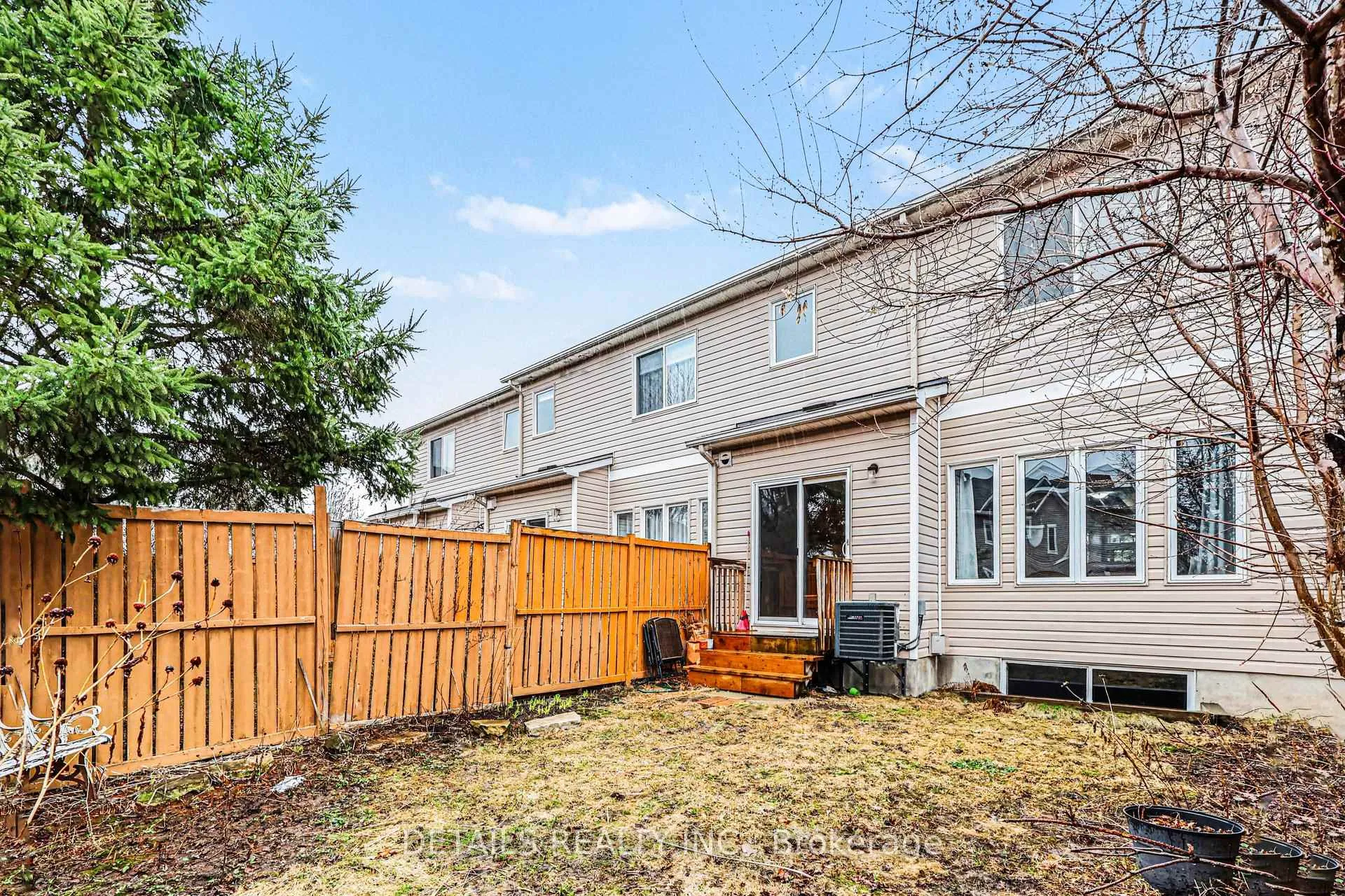 Photo 19 of 1109 Brasseur Crescent, Ottawa, Fallingbrook/Gardenway South — HOMEH