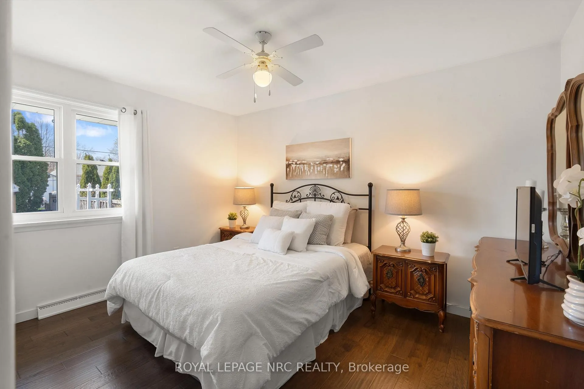 Photo 21 of 19 Logan Street, St. Catharines, Fairview — HOMEH