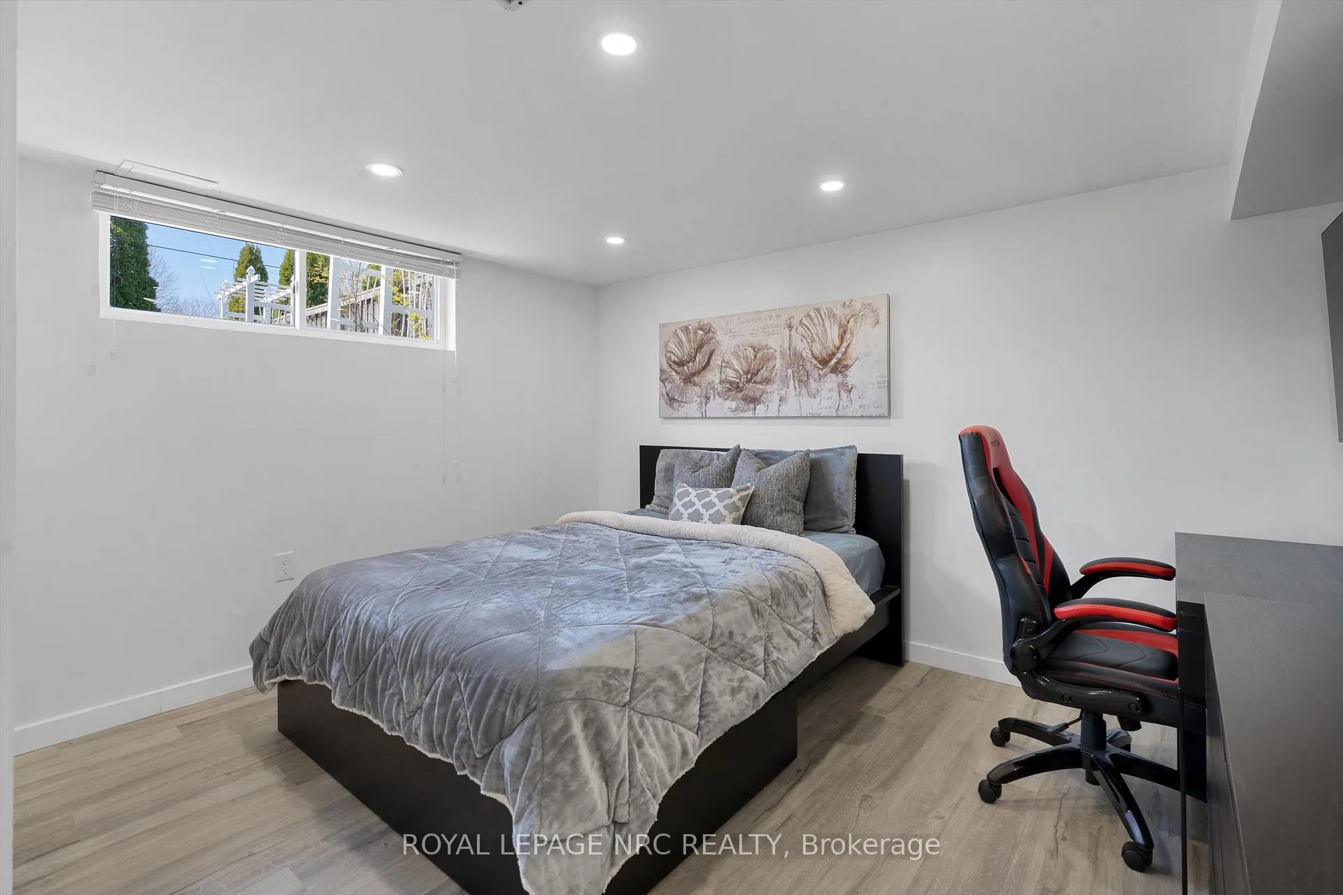 Photo 26 of 19 Logan Street, St. Catharines, Fairview — HOMEH
