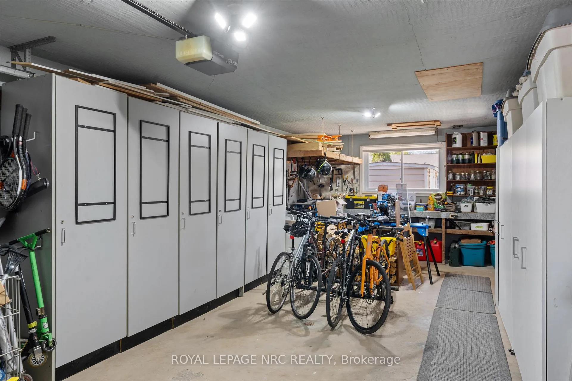 Photo 29 of 19 Logan Street, St. Catharines, Fairview — HOMEH