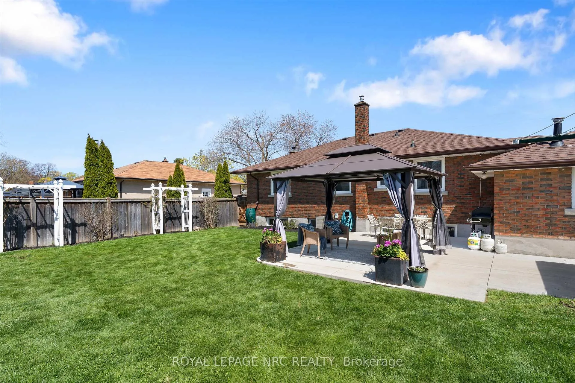 Photo 31 of 19 Logan Street, St. Catharines, Fairview — HOMEH