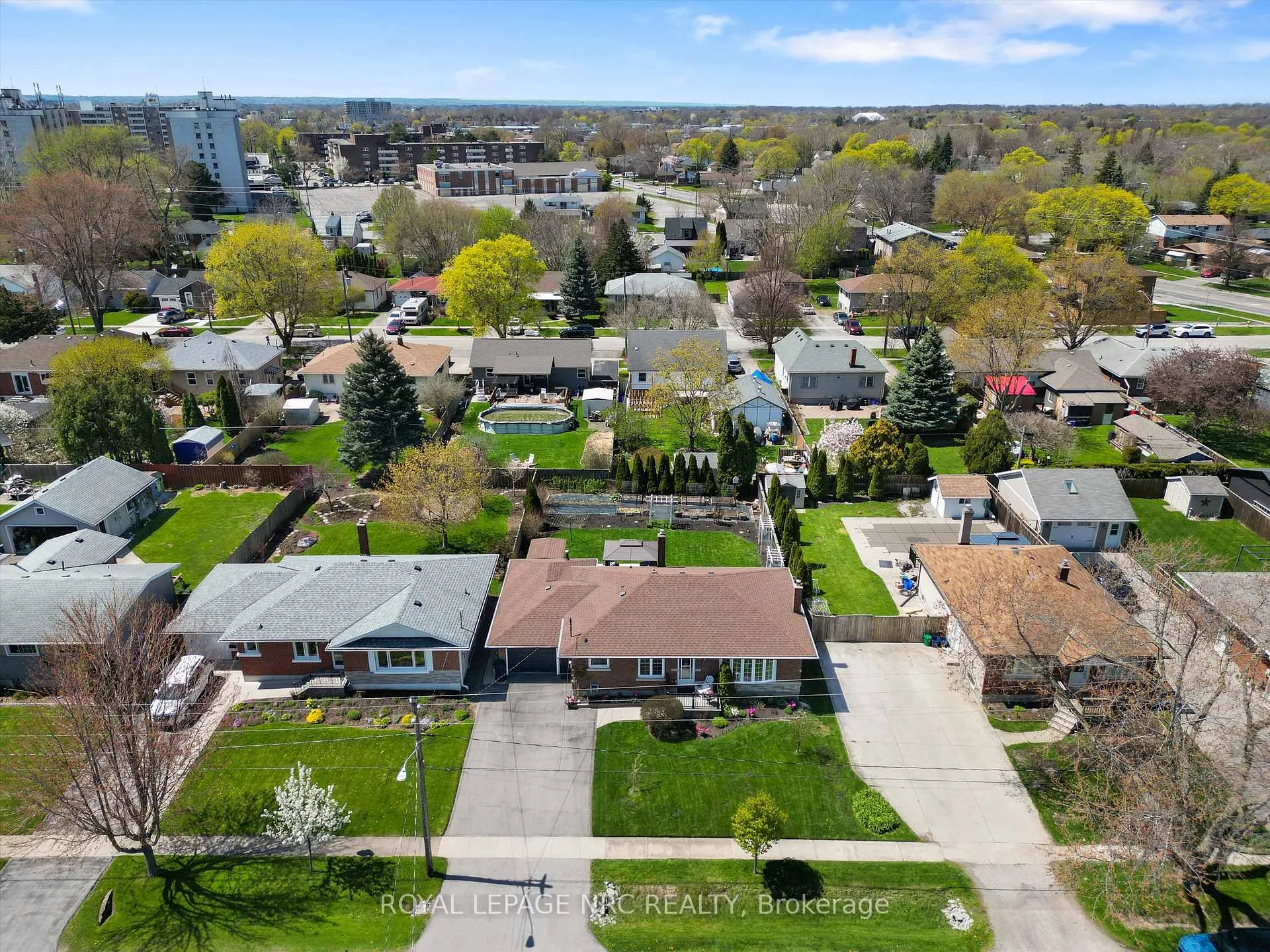 Photo 36 of 19 Logan Street, St. Catharines, Fairview — HOMEH