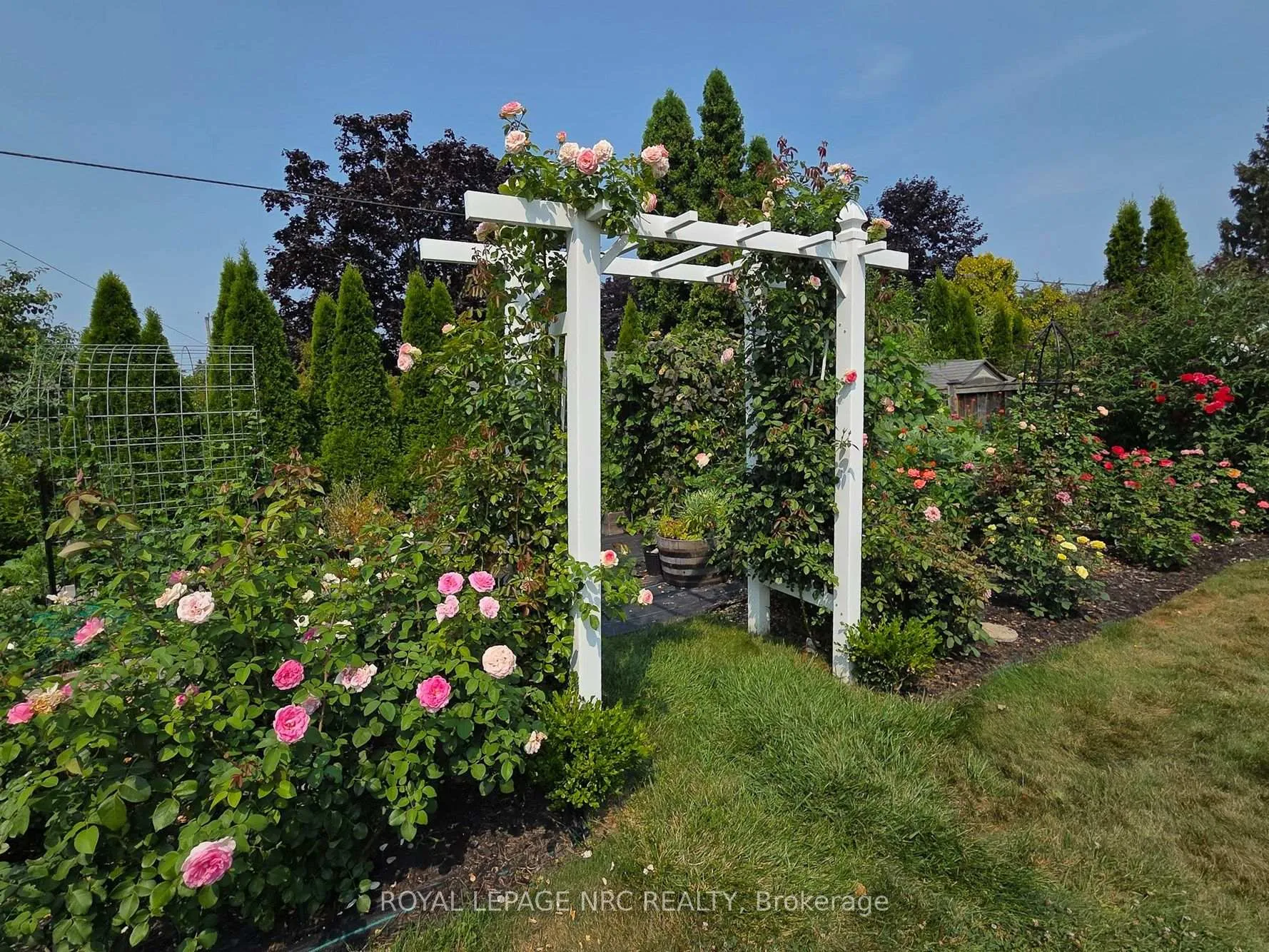 Photo 41 of 19 Logan Street, St. Catharines, Fairview — HOMEH
